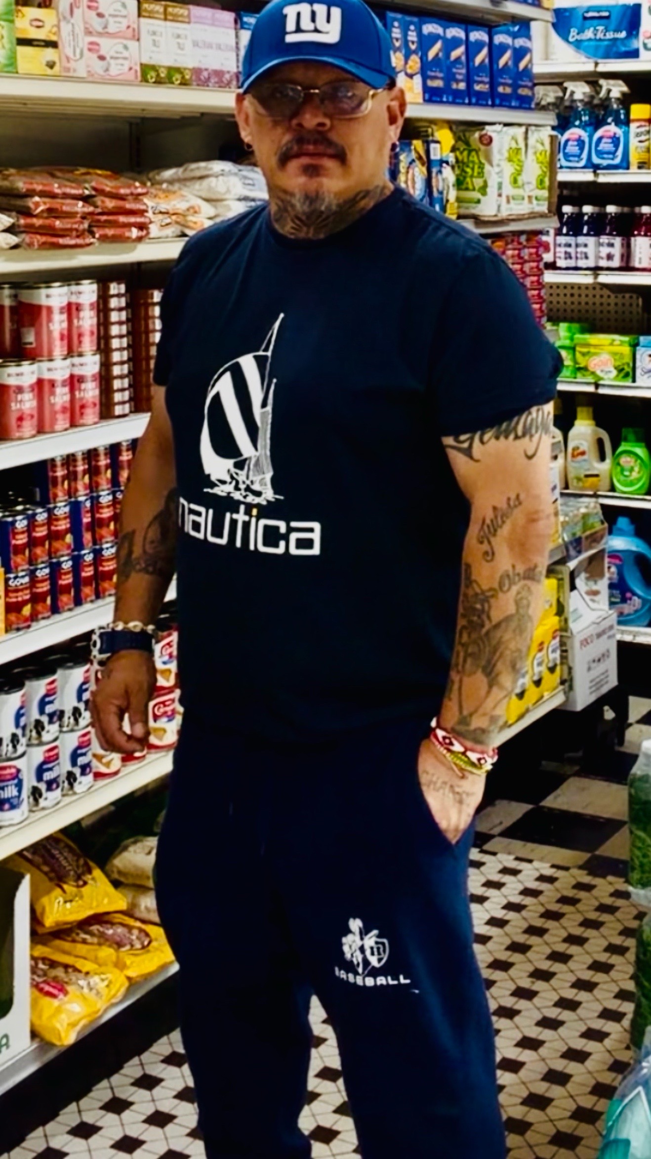 @Julioshango