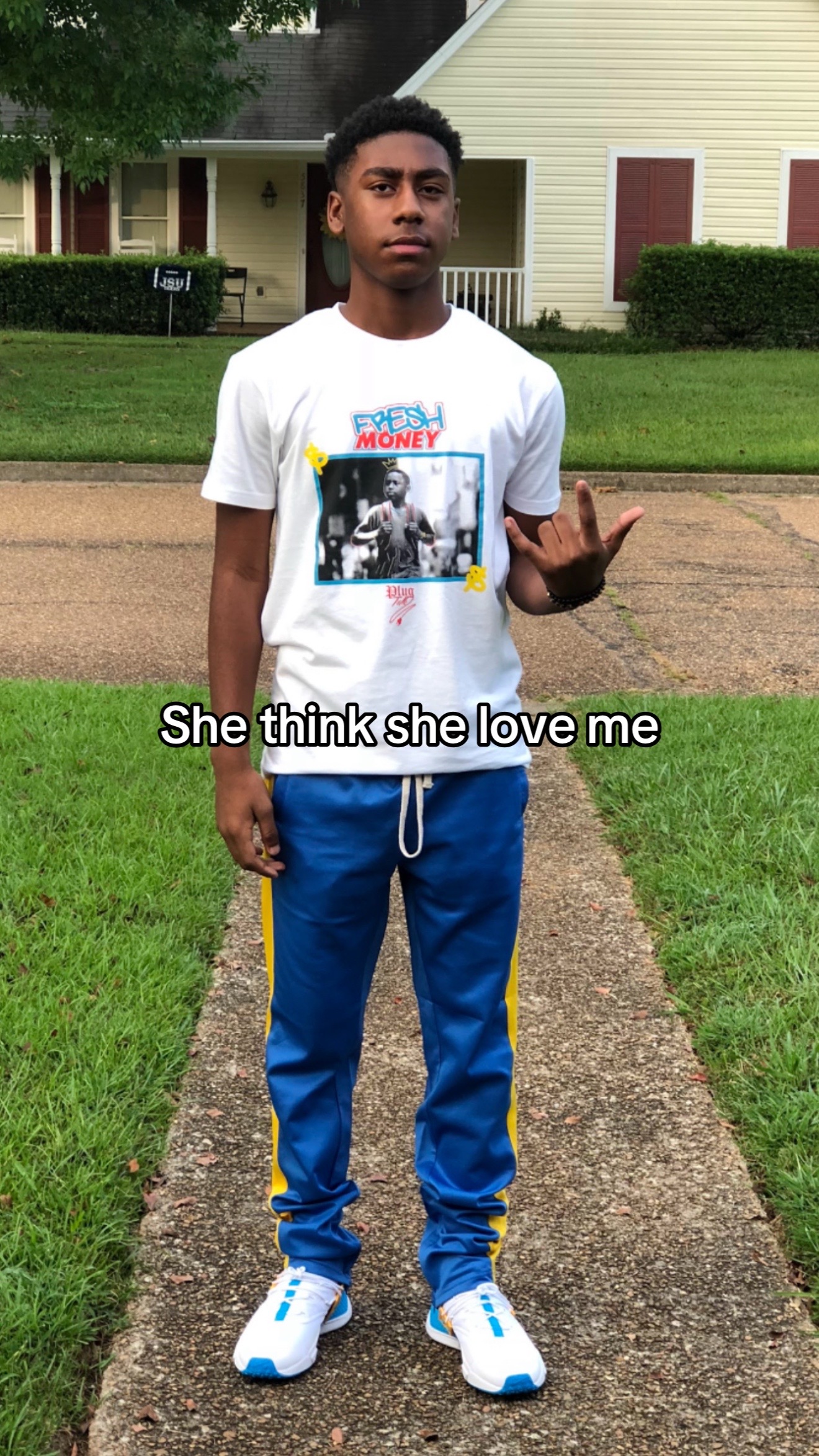 @mj