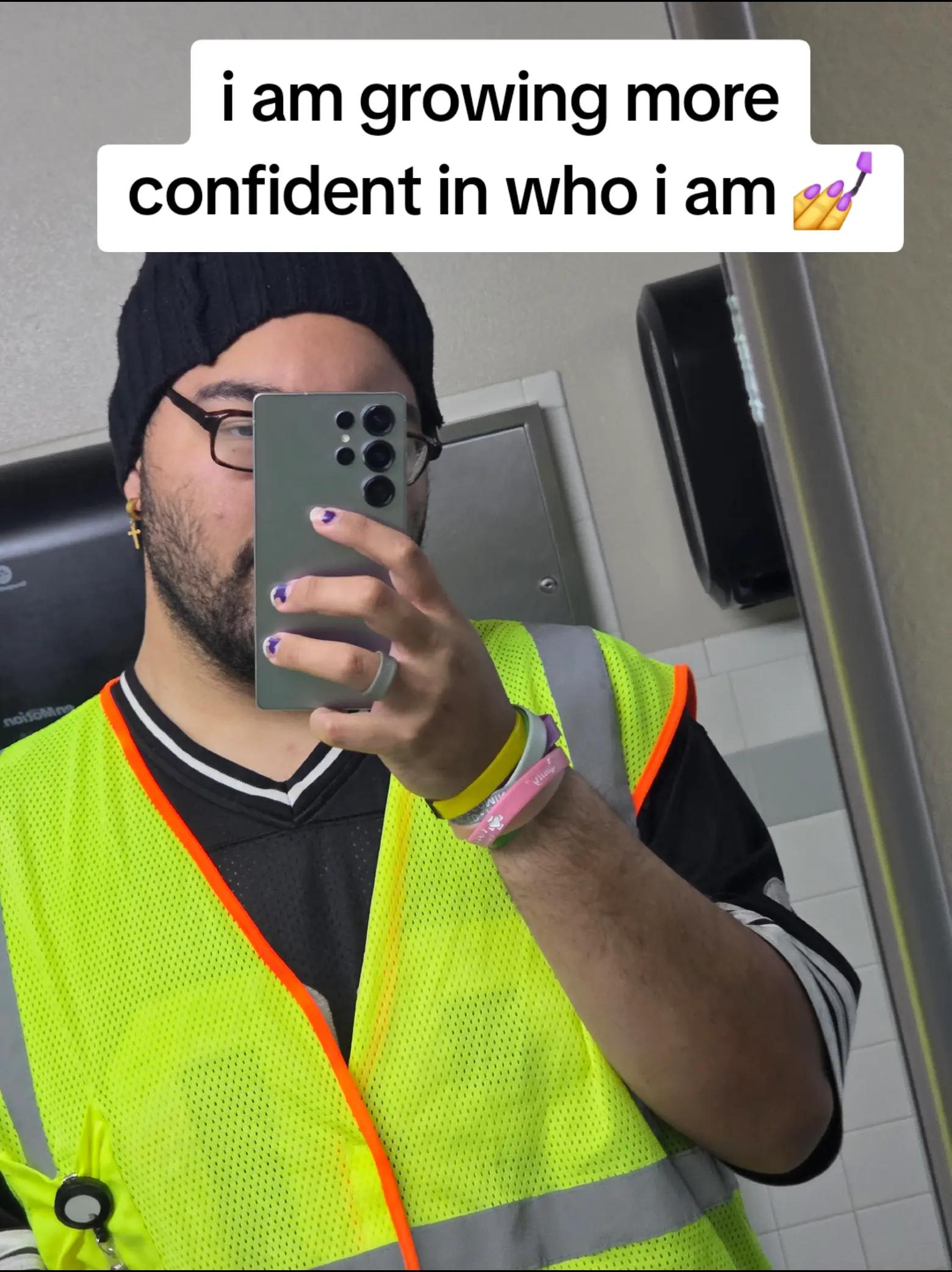 @Star 🏳️⚧️