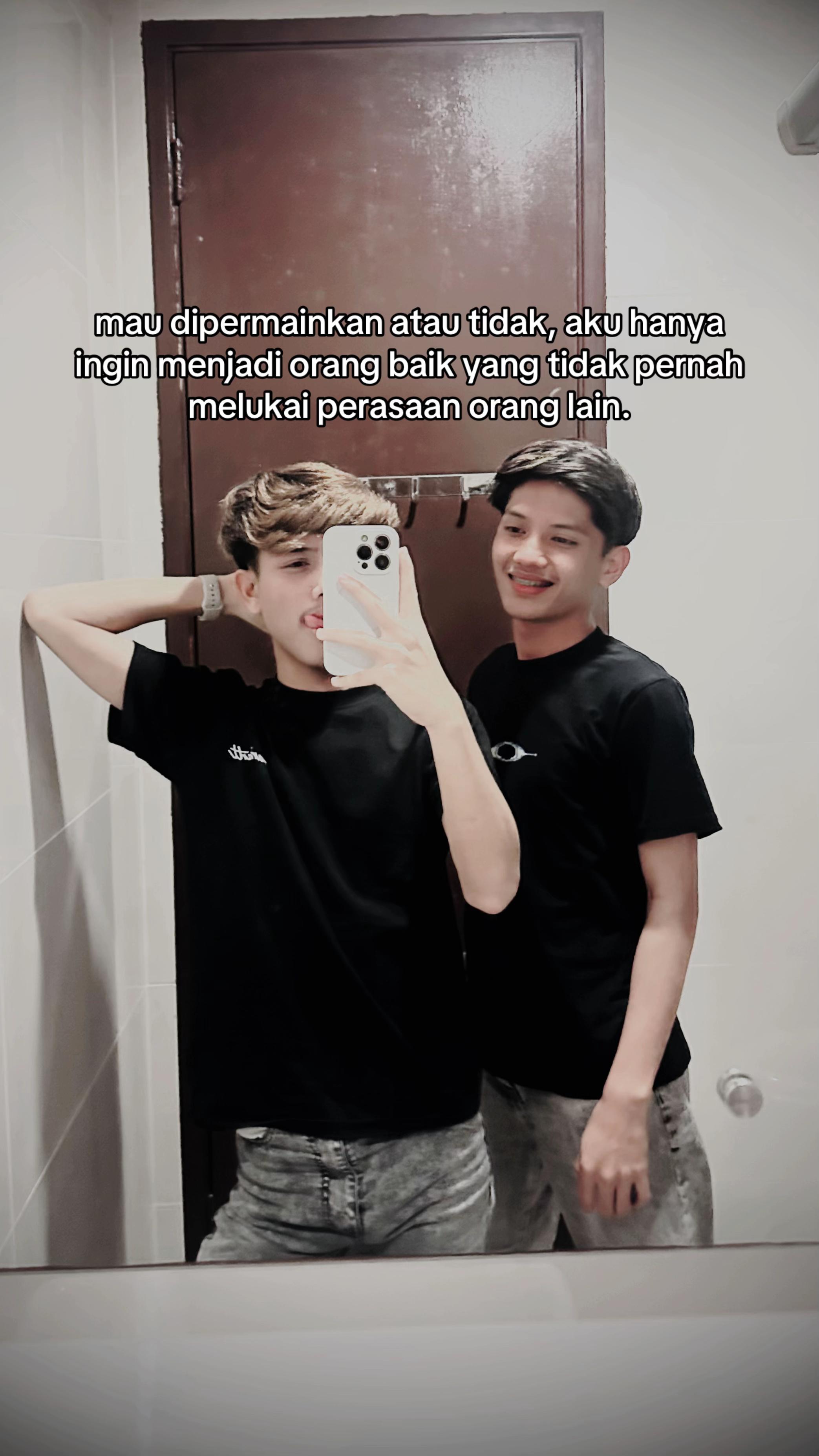@𝐪𝐞𝐞𝐥
