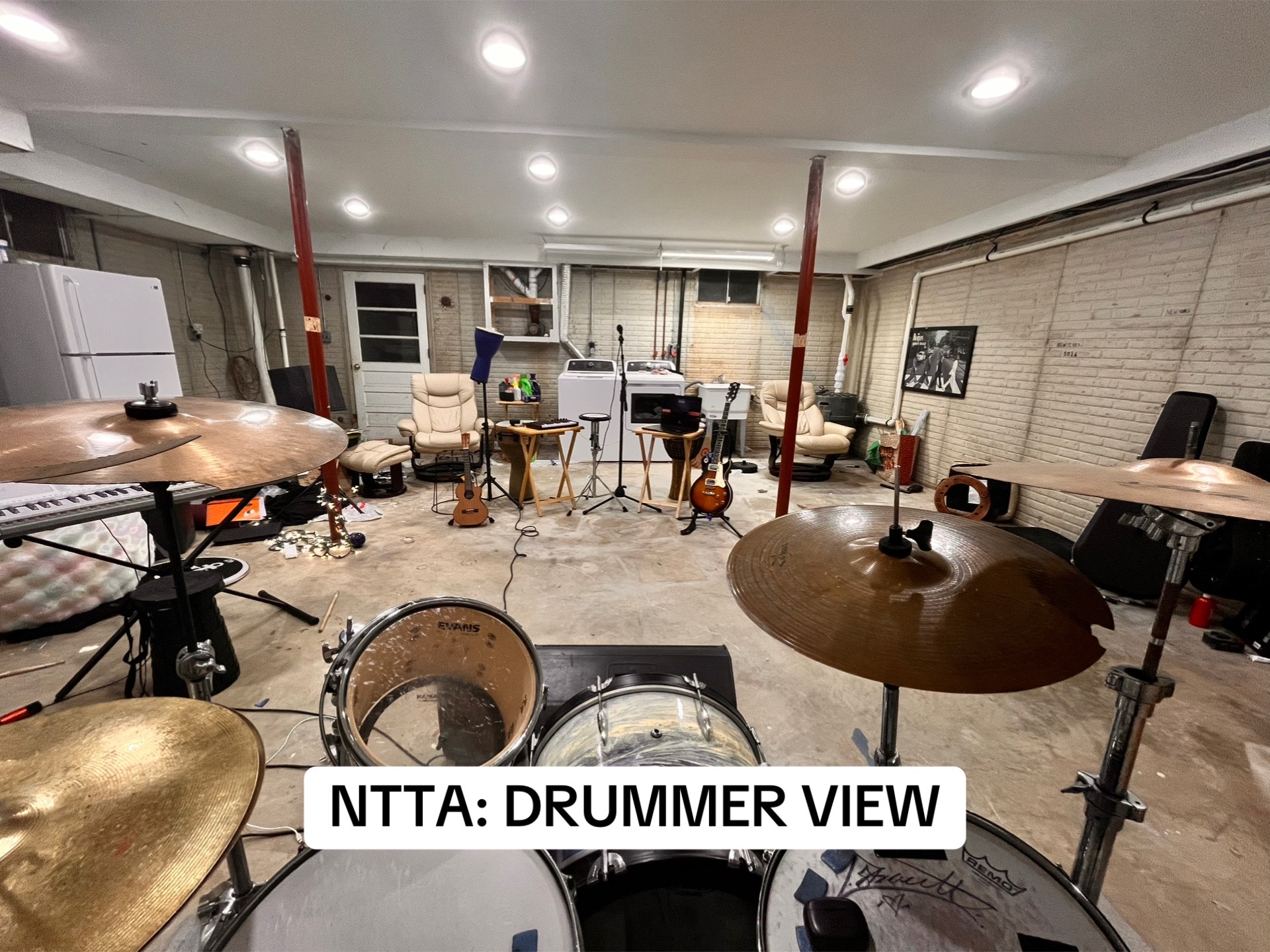 @𖨆SirCharleyStreett🥁🎤🎸