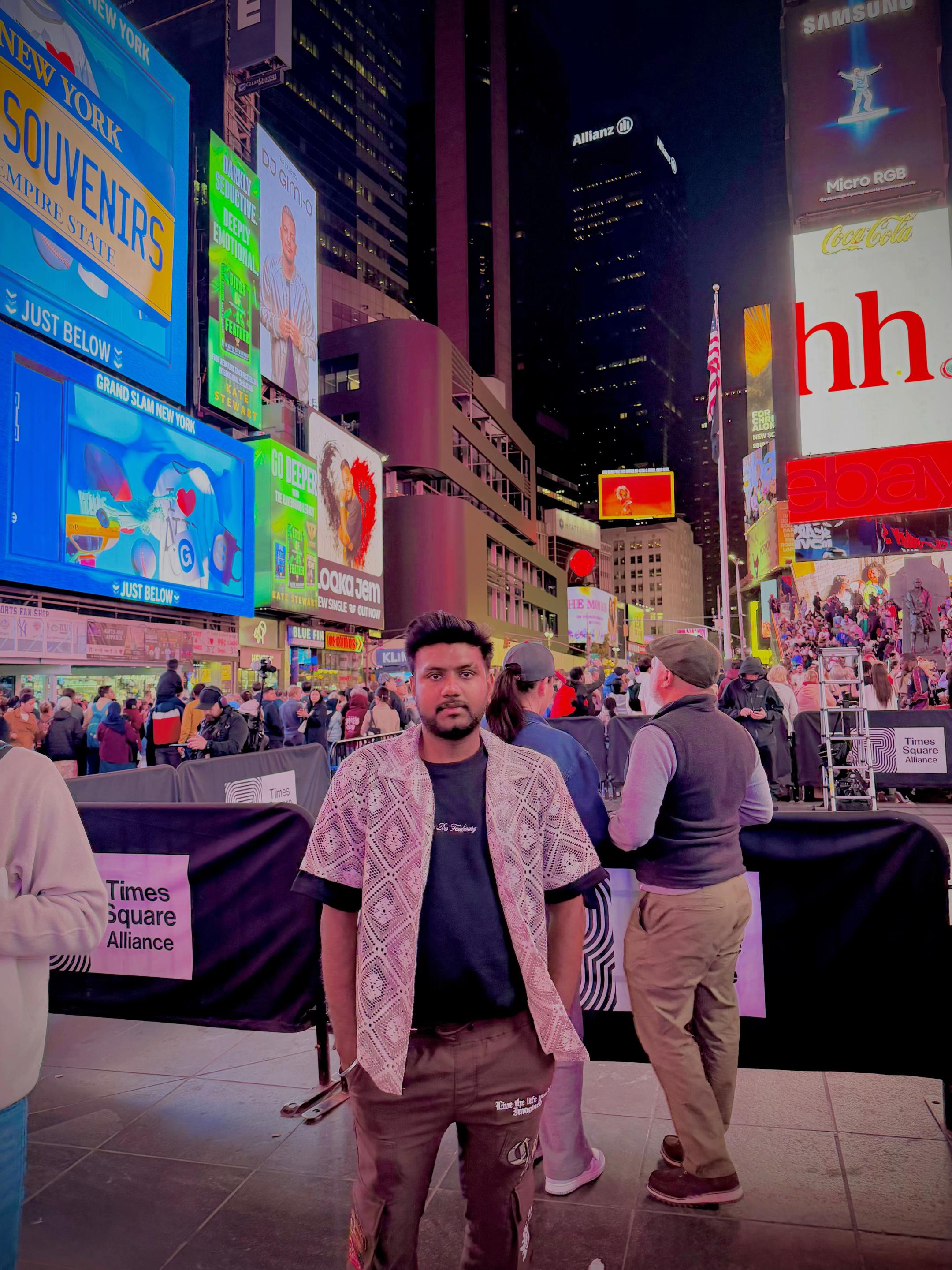 @🇺🇸Sam🇵🇰