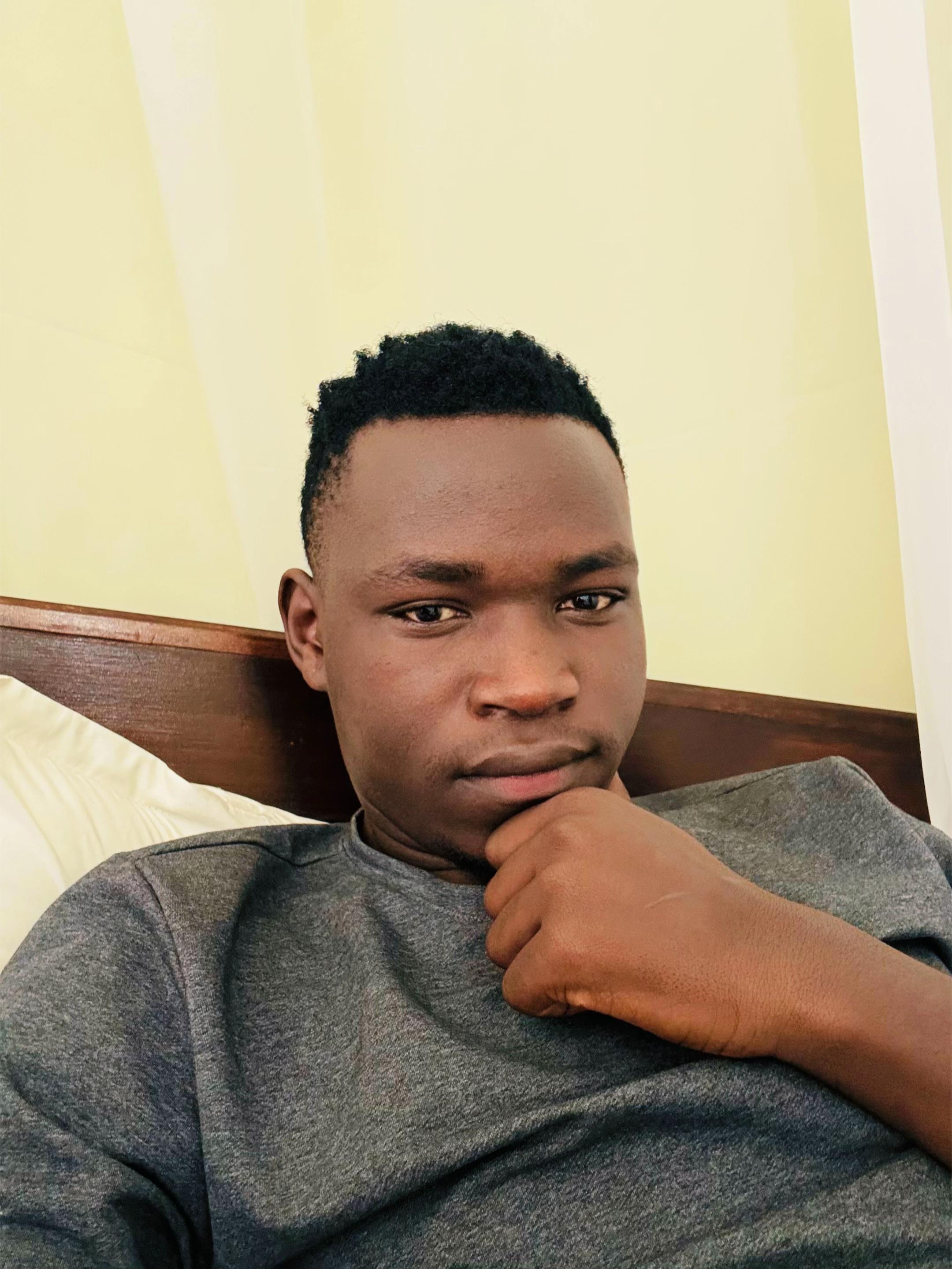 @CEO VICKY 🇰🇪