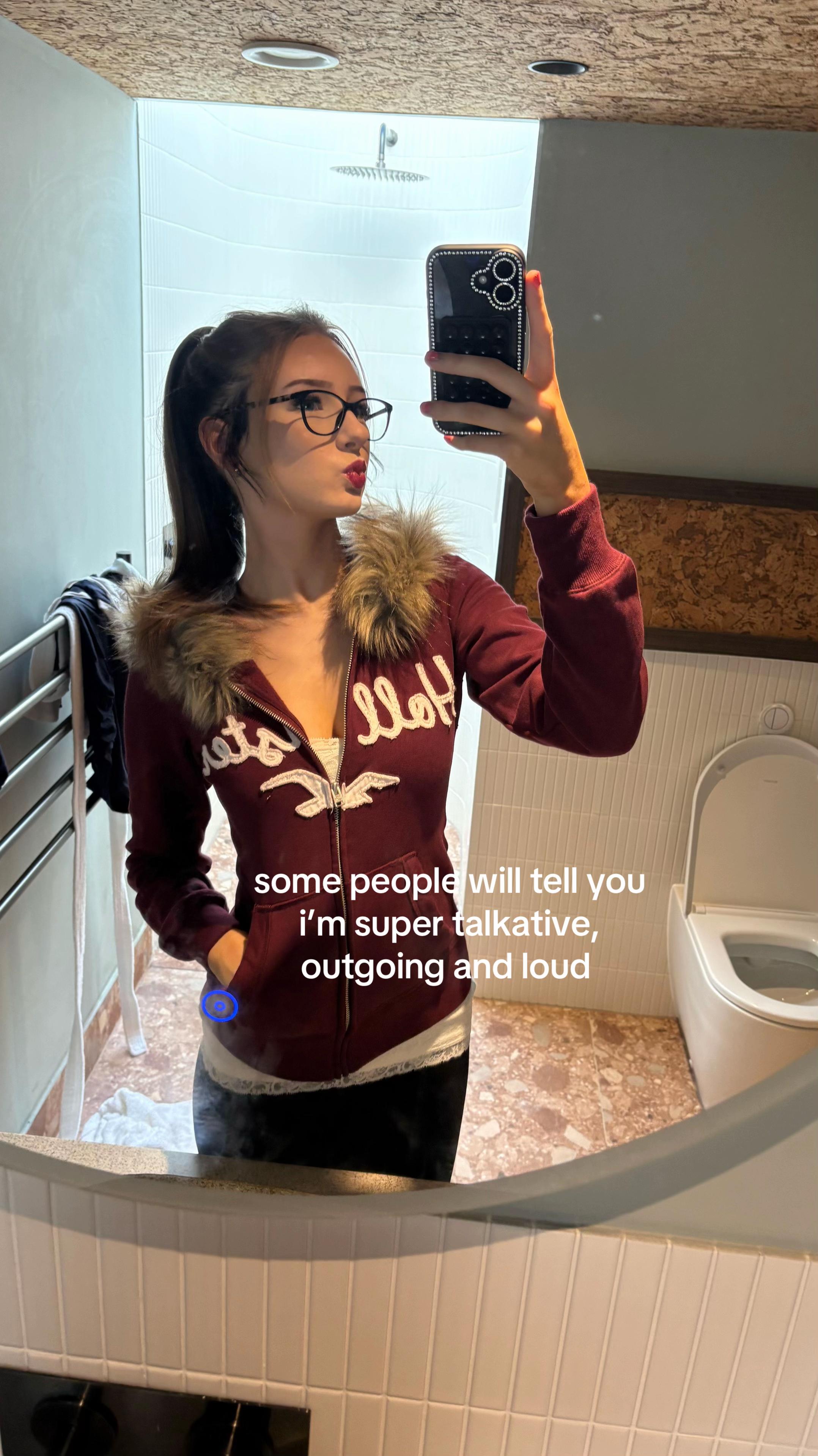 @𝘮𝘪𝘢🪷
