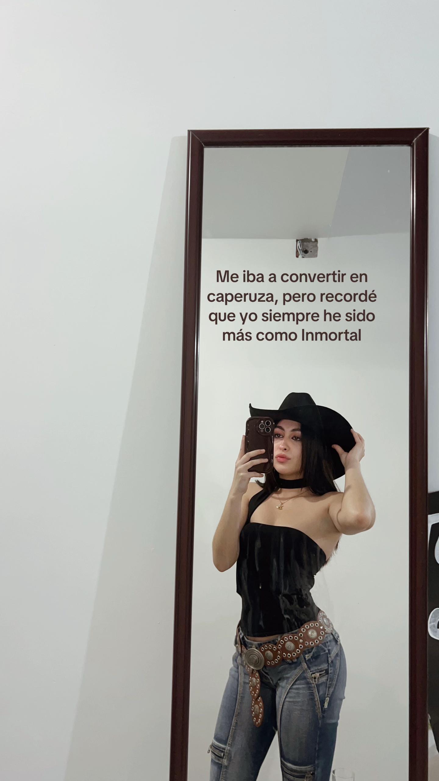 @julessecreta