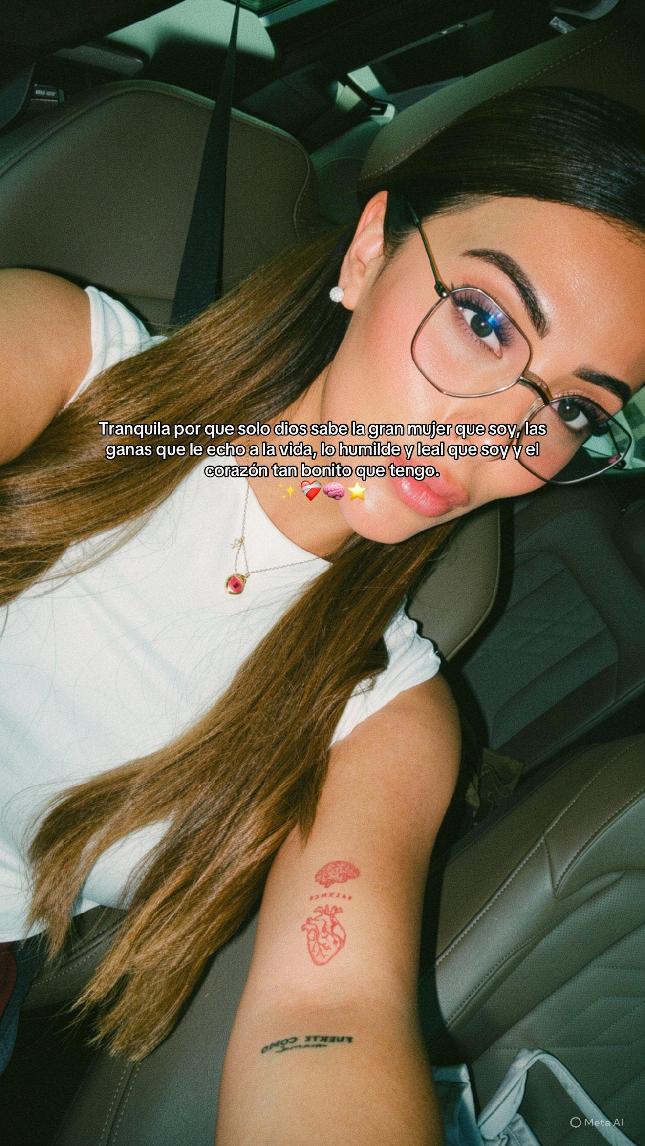 @Ana Flores