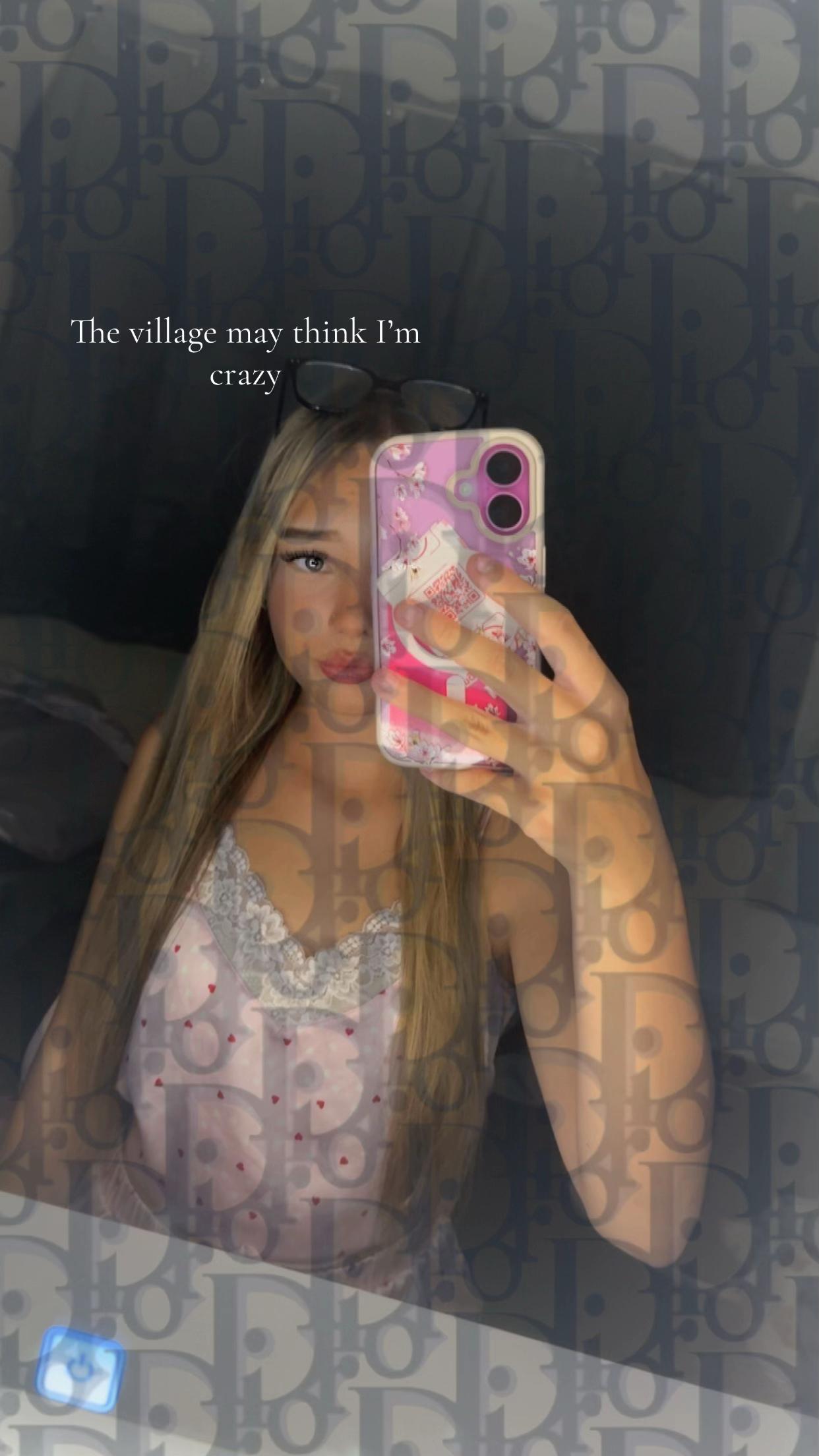 @𝒯ℴ𝓃🤍
