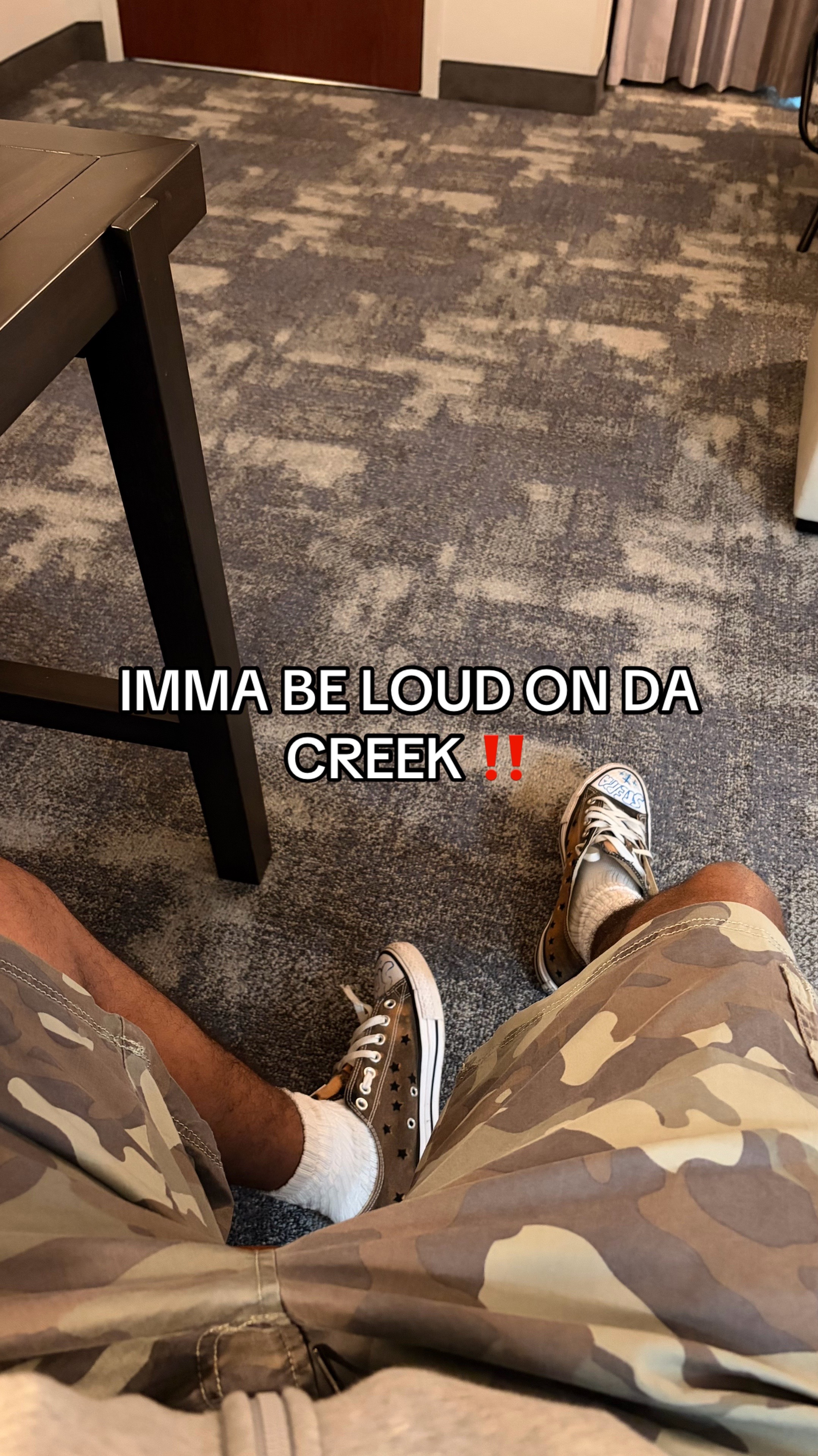 @WhoCountro