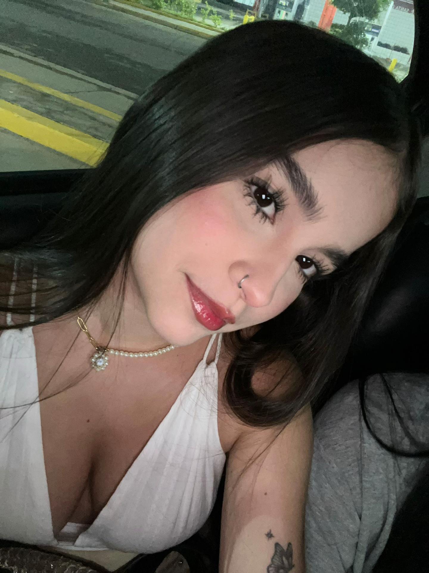 @Mar&iacute;a Antonieta