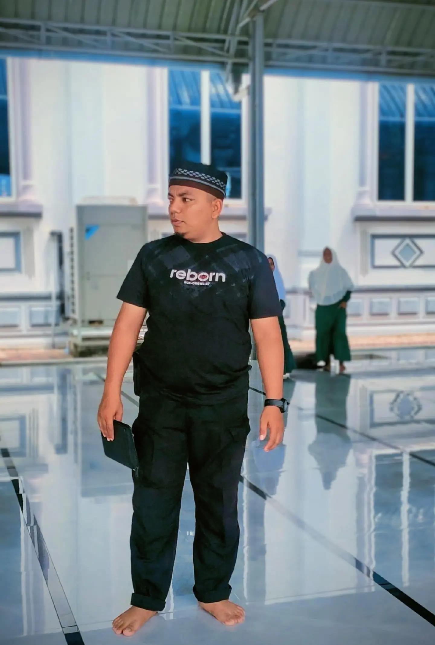 @KOMANDAN AZIZ