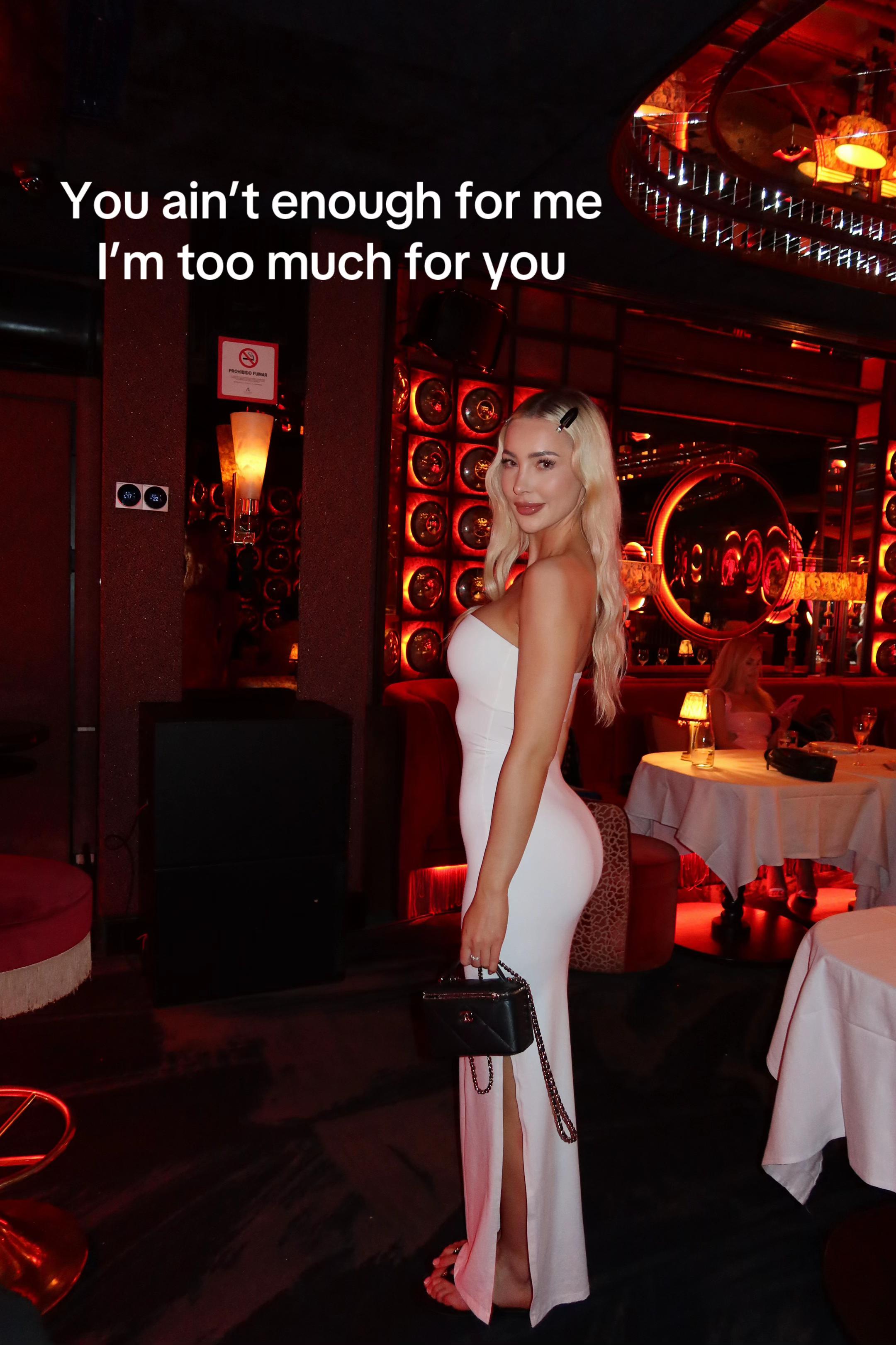 @misscarolinee_e