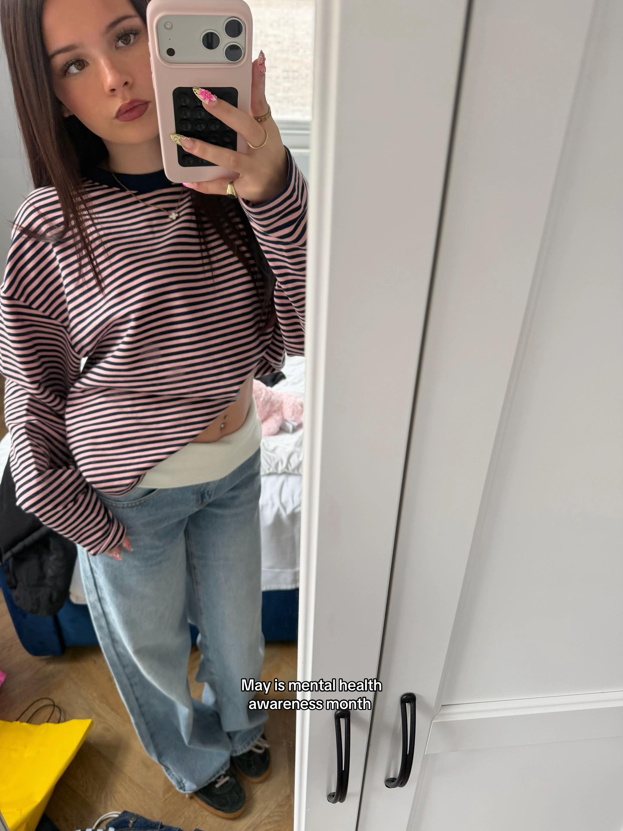 @𝓵𝓪𝓾𝓻𝓮𝓷 𝓶𝓪𝔂 🌷