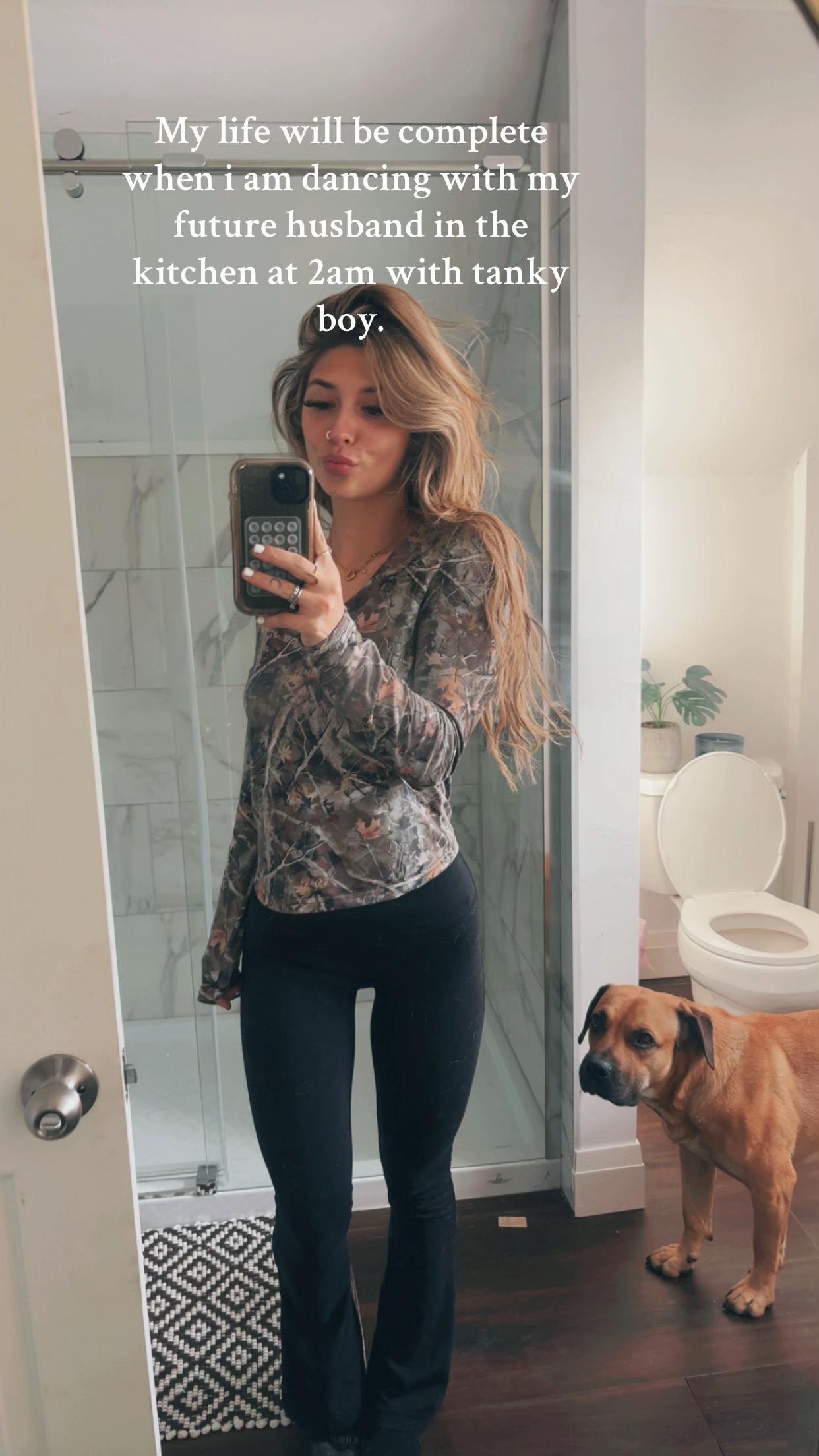 @Rayray