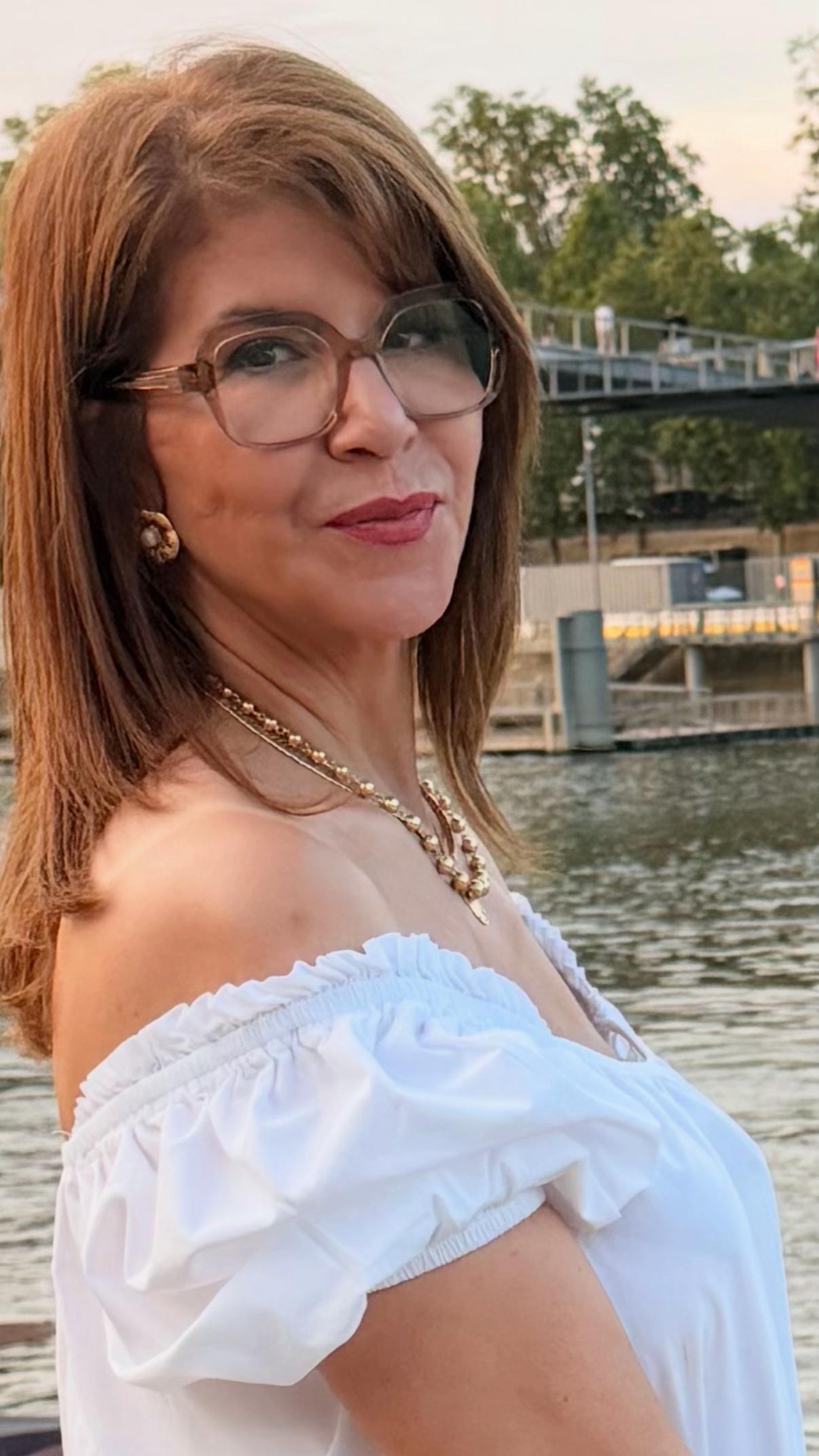 @Dress 44