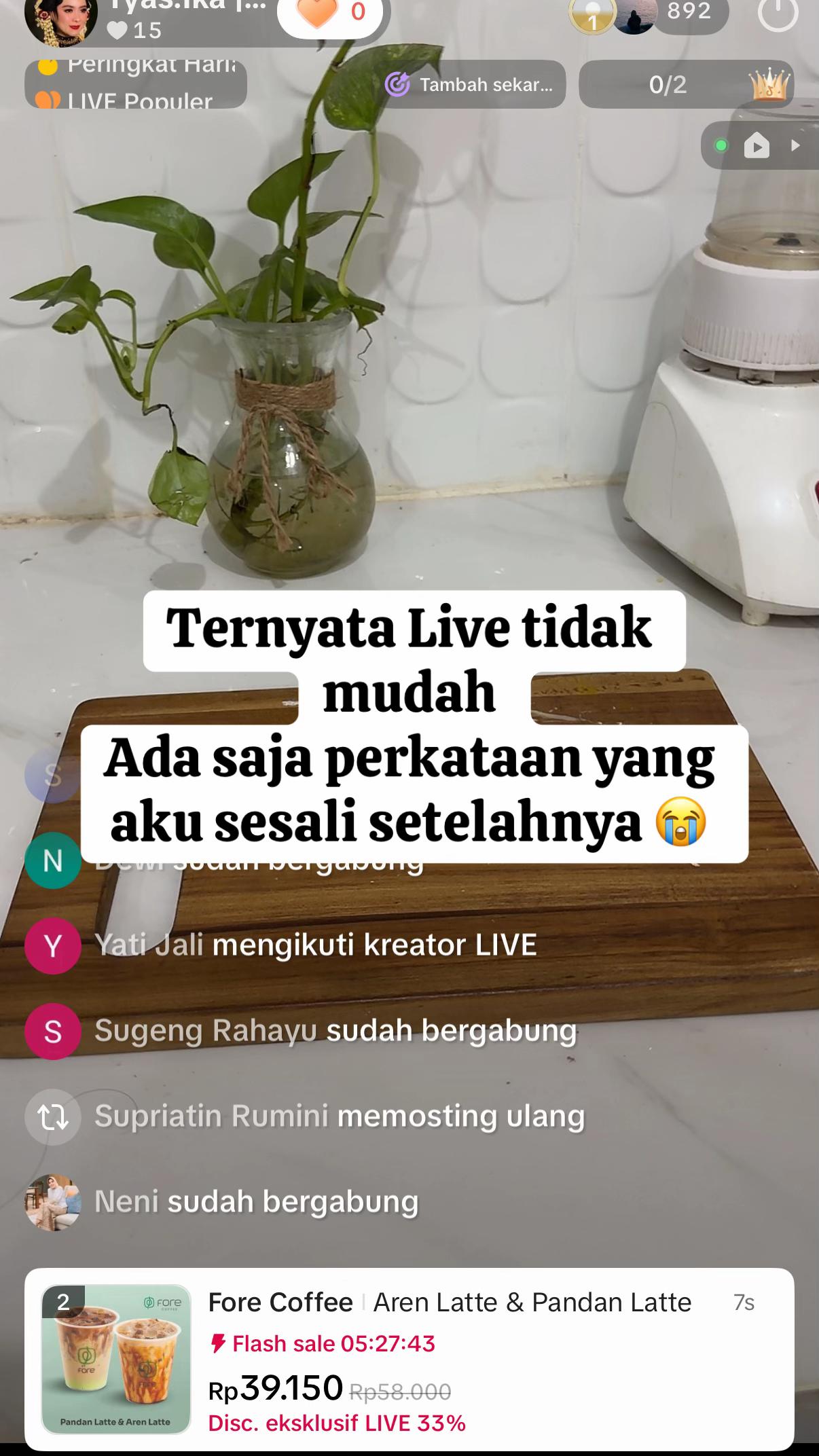 @Tyas.Ika | Jajan & Jalan-Jalan