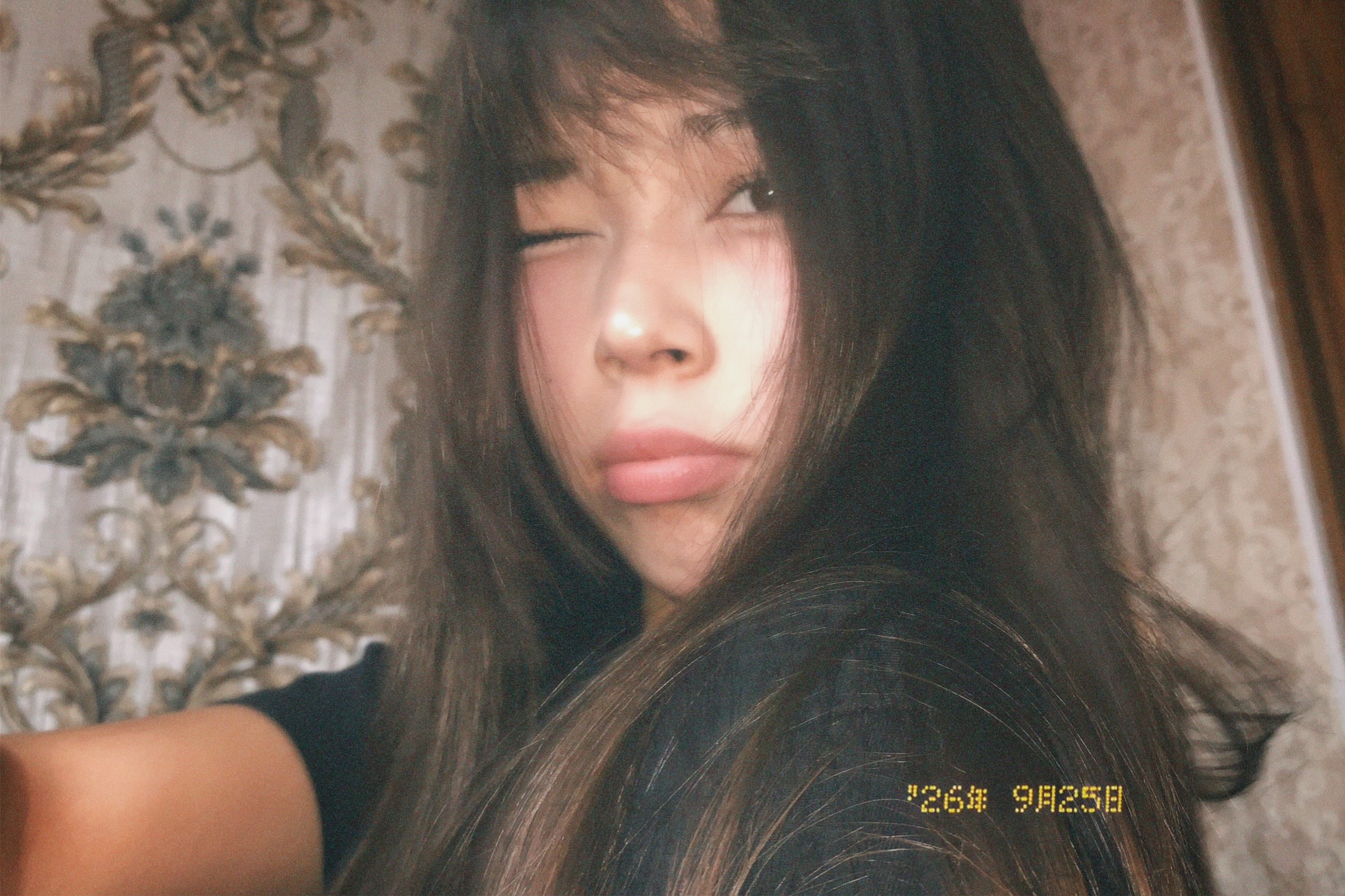 @aishuna 𖣂