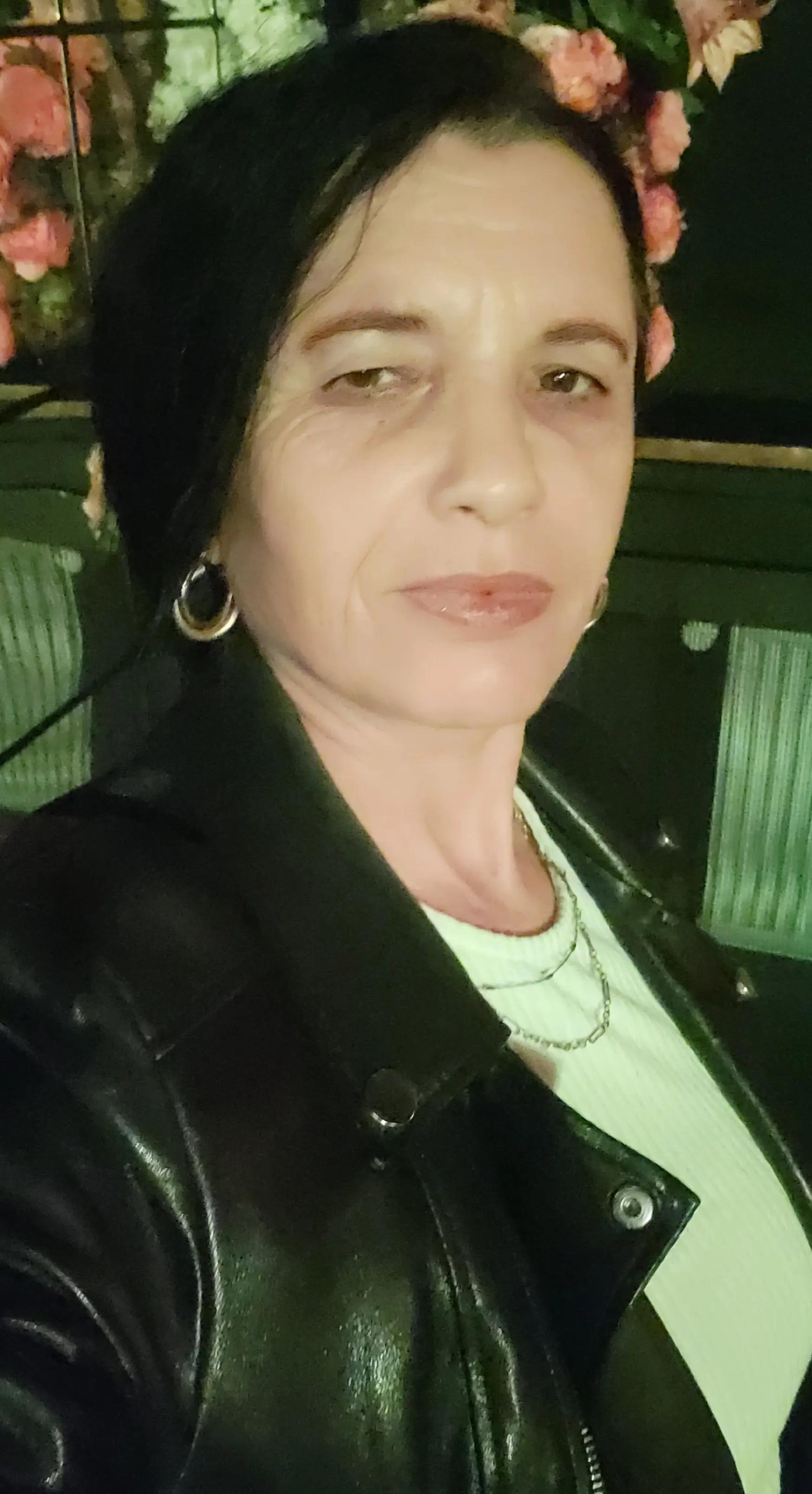 @Lili Lilisor