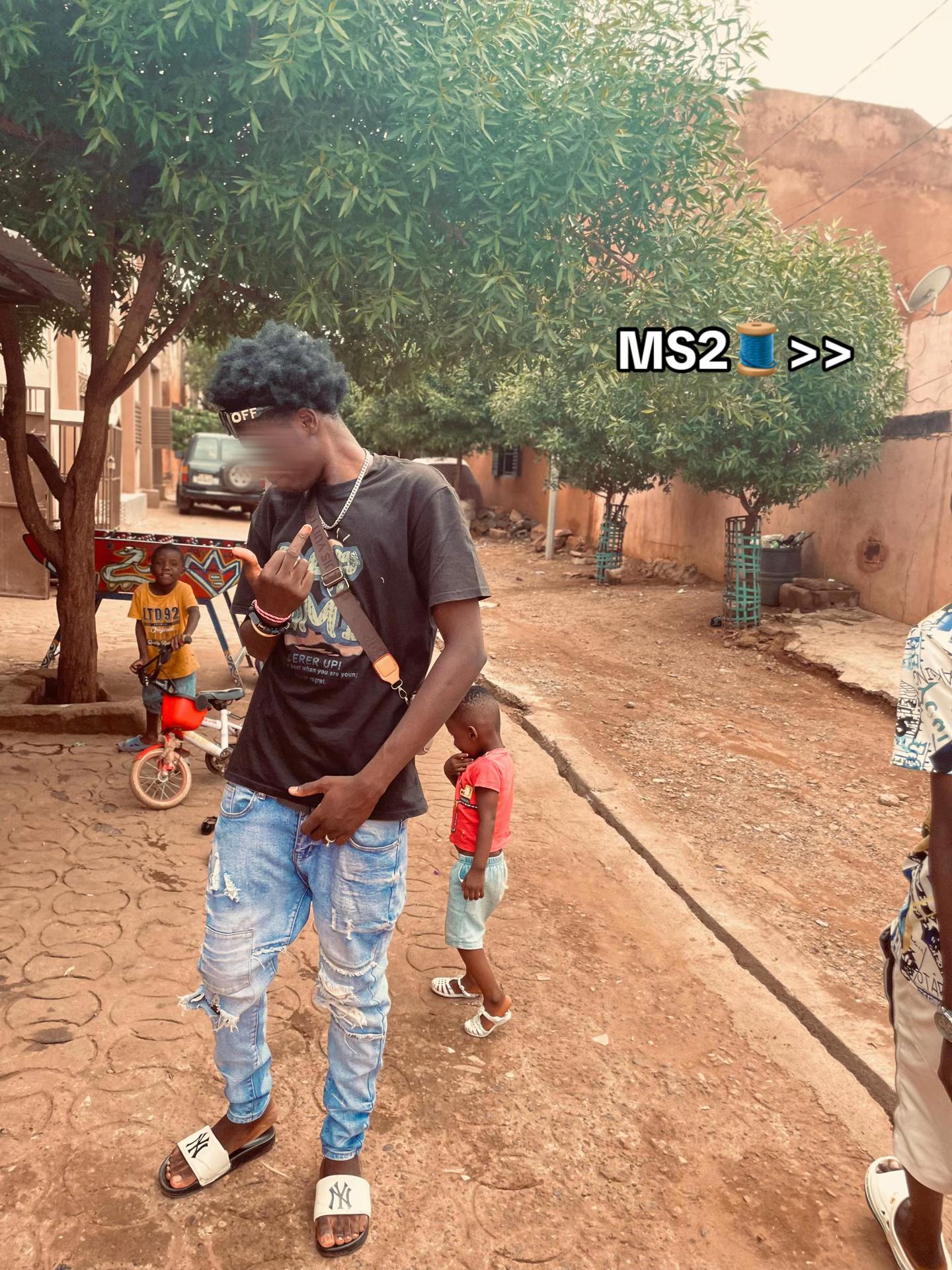 @𝓚𝓘𝓝𝓖_𝓒𝓗É𝓔_13