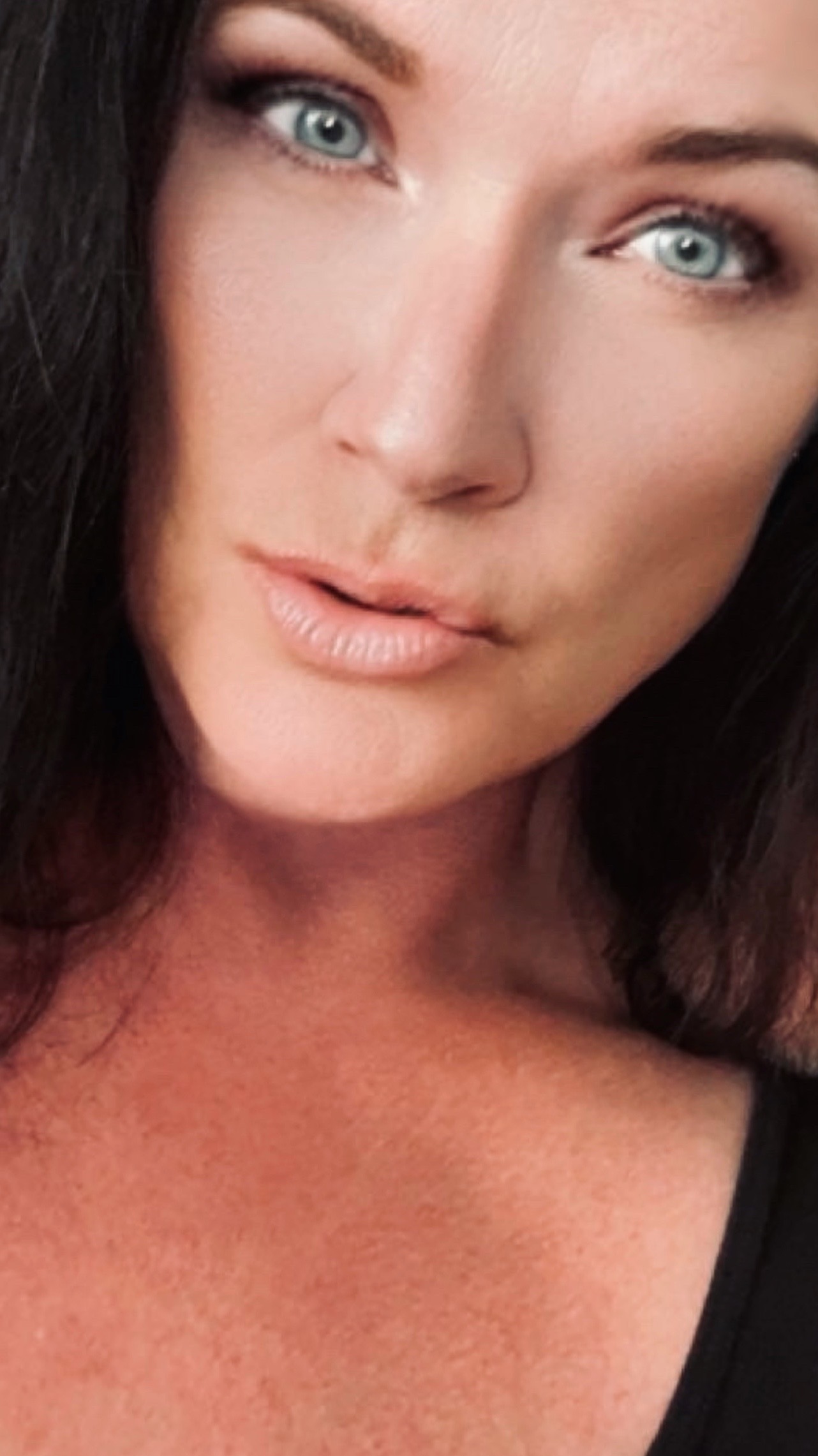 @angrywench
