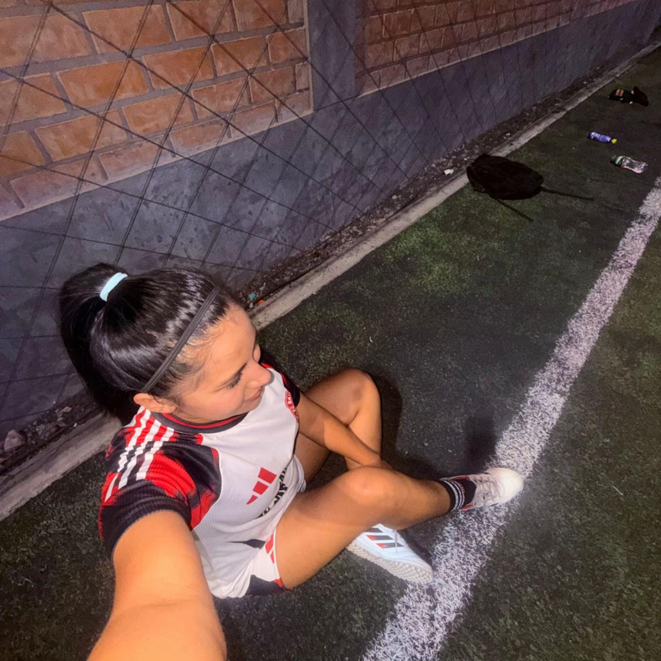 @LIZ💕⚽️.🍃