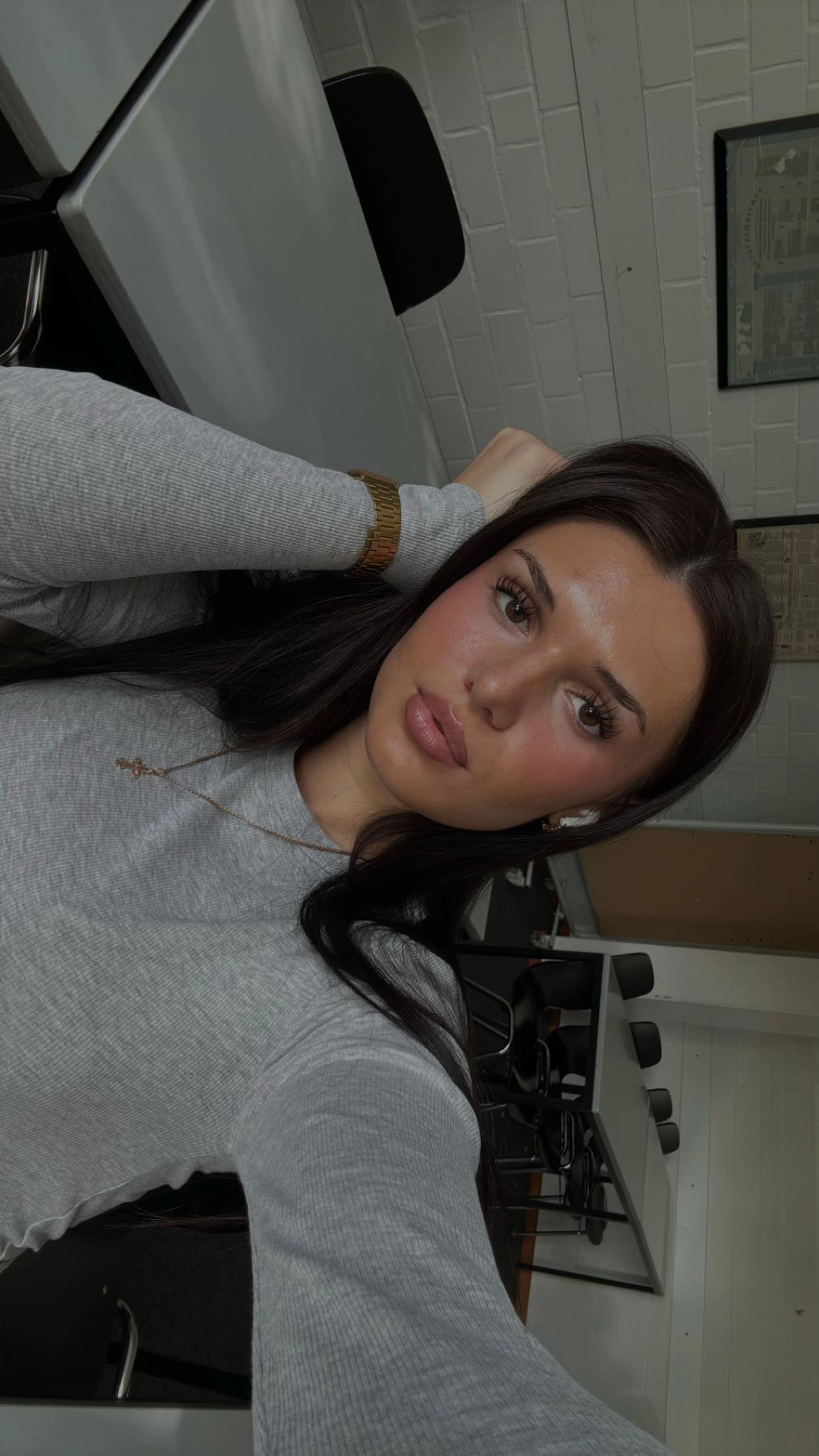 @viktoriaandrejevna