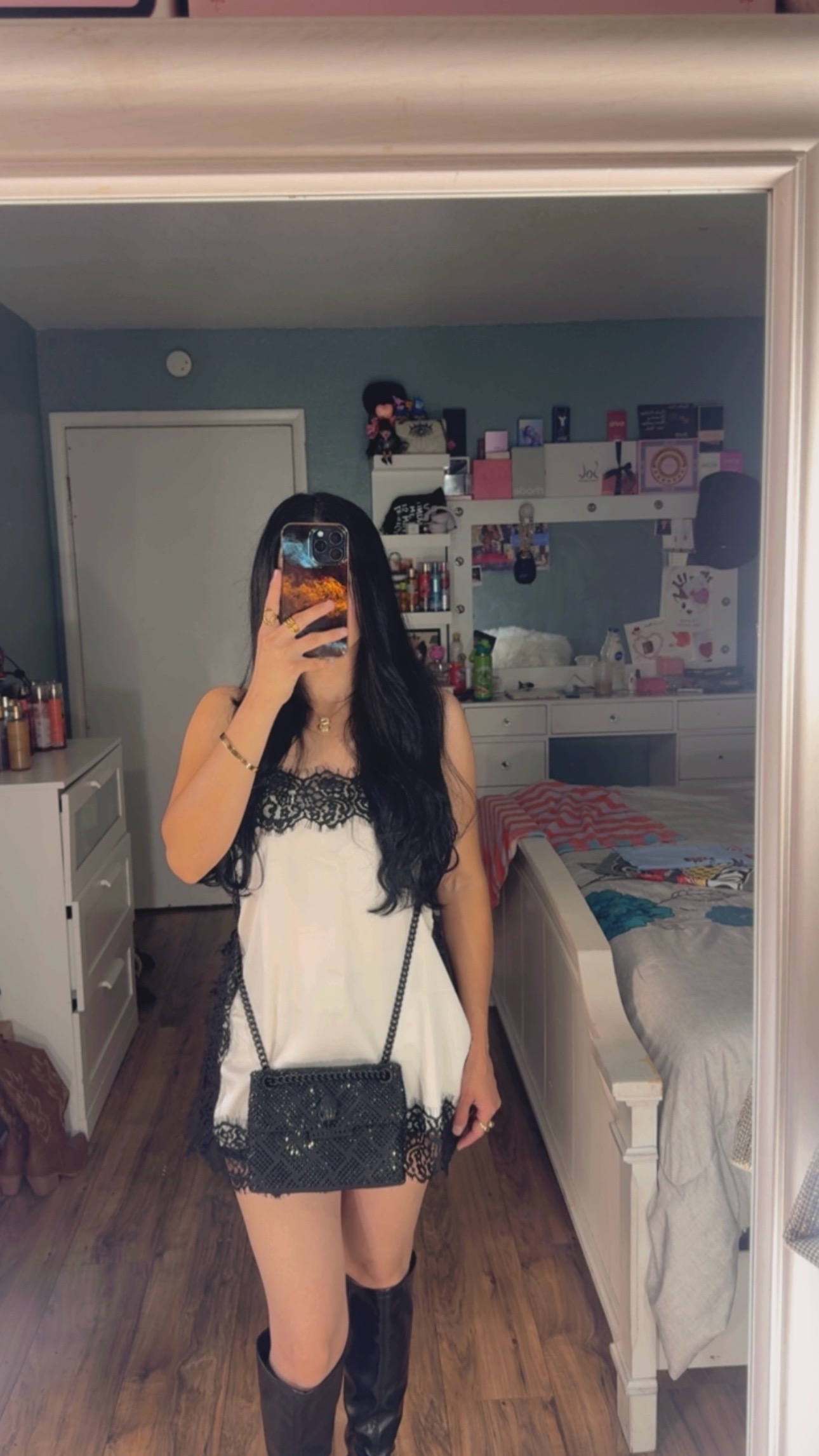 @𝒦𝓇𝓎𝓈𝓉𝑒𝓁𝓁 🐆🖤