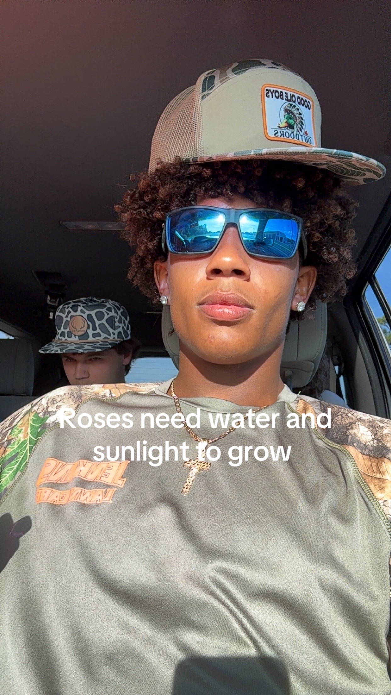 @🗿