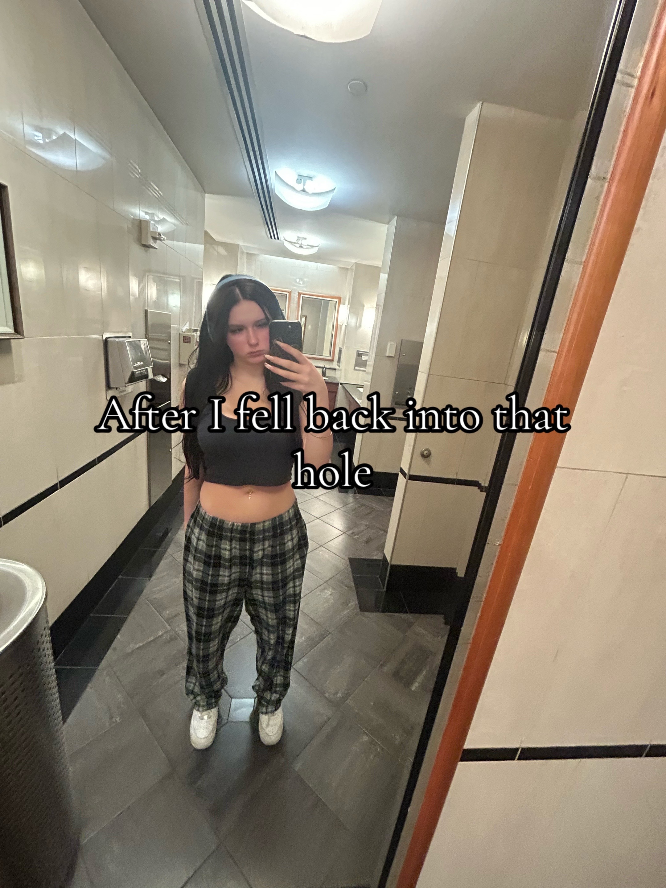@Chloe