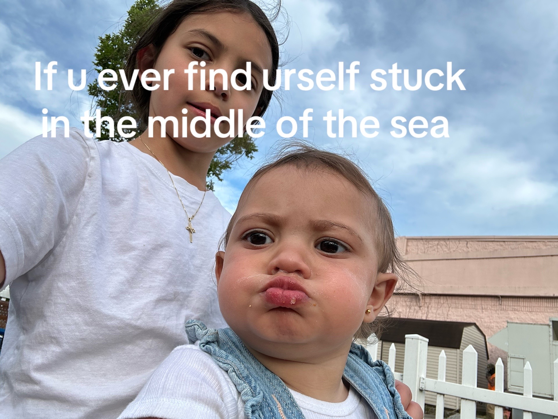 @🙈