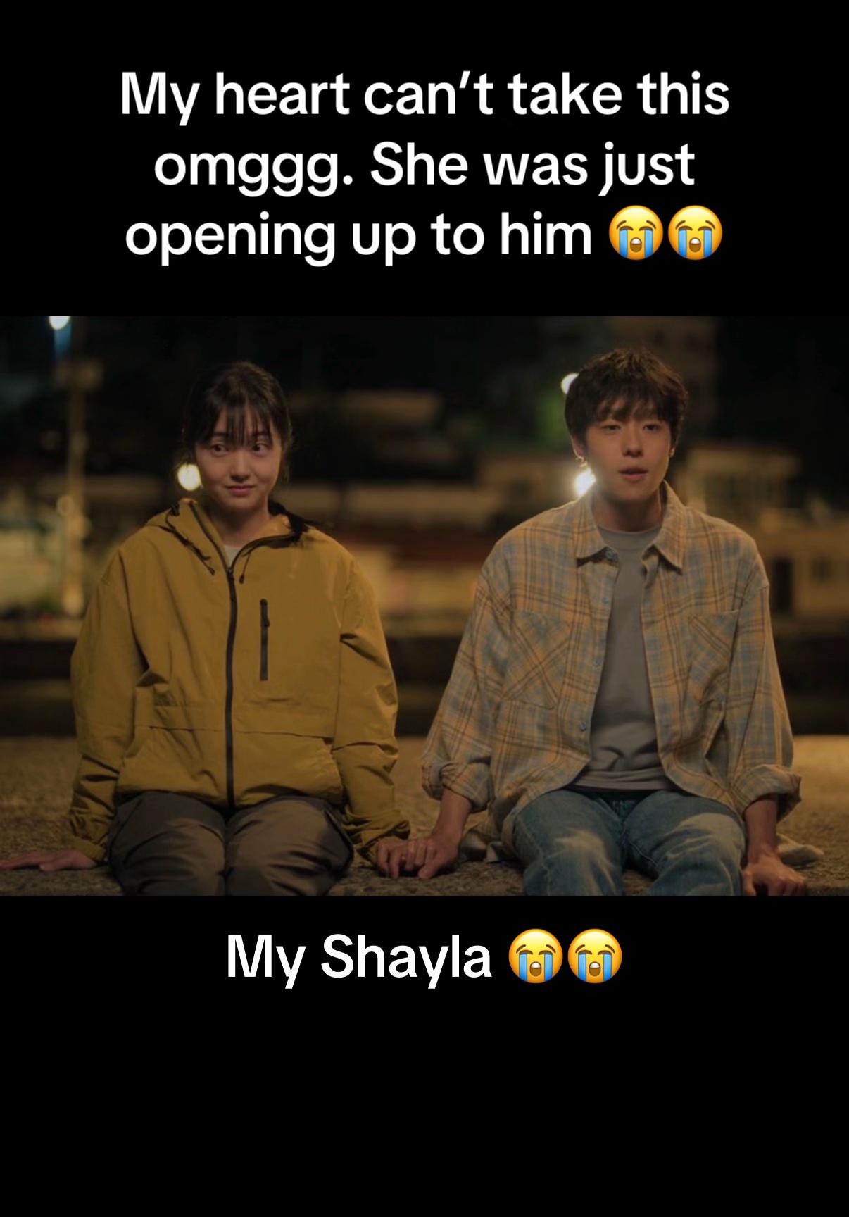 @Ayoereview