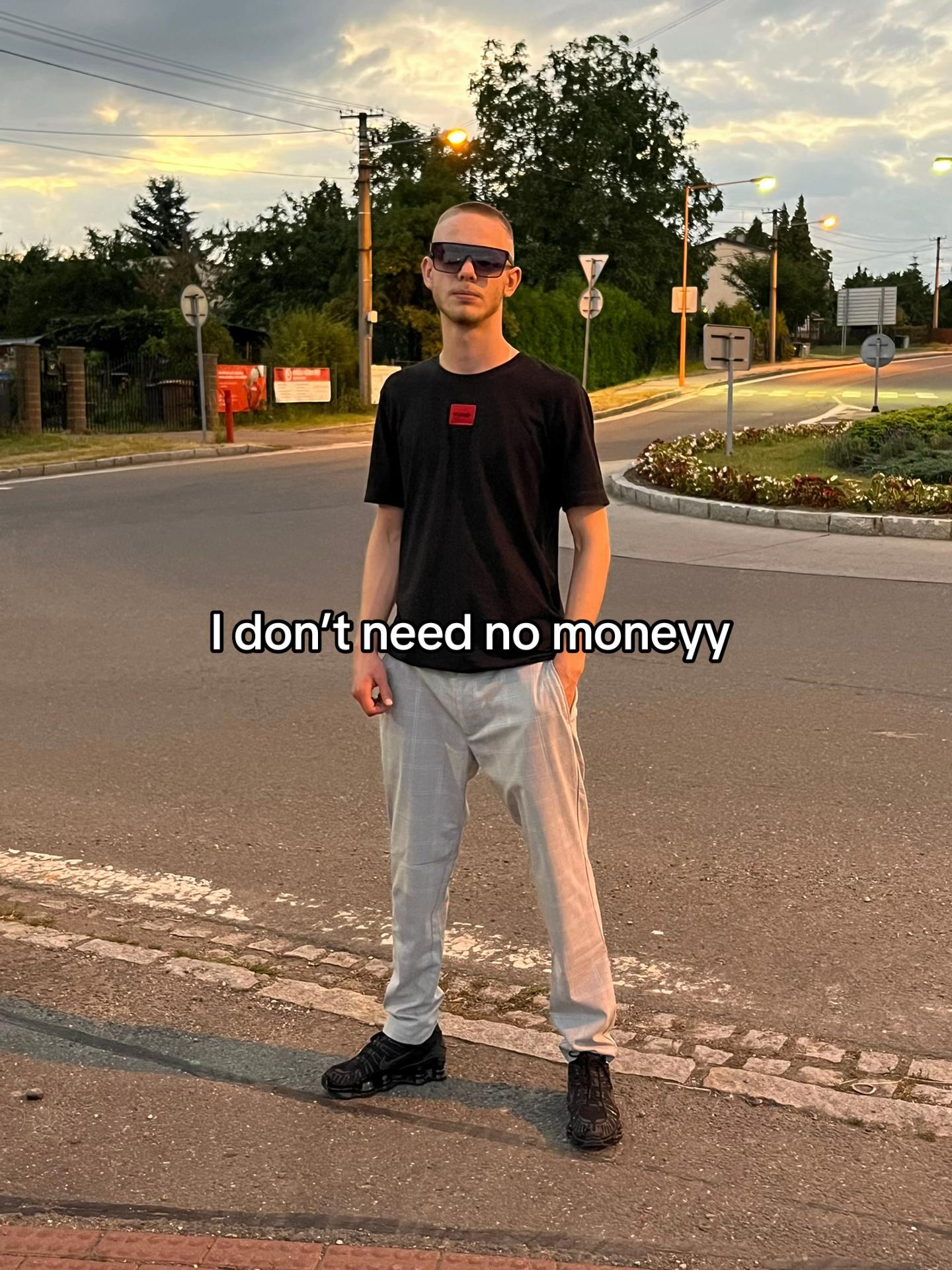 @𝓜𝓪𝓬𝓱𝓪𝓵𝓪