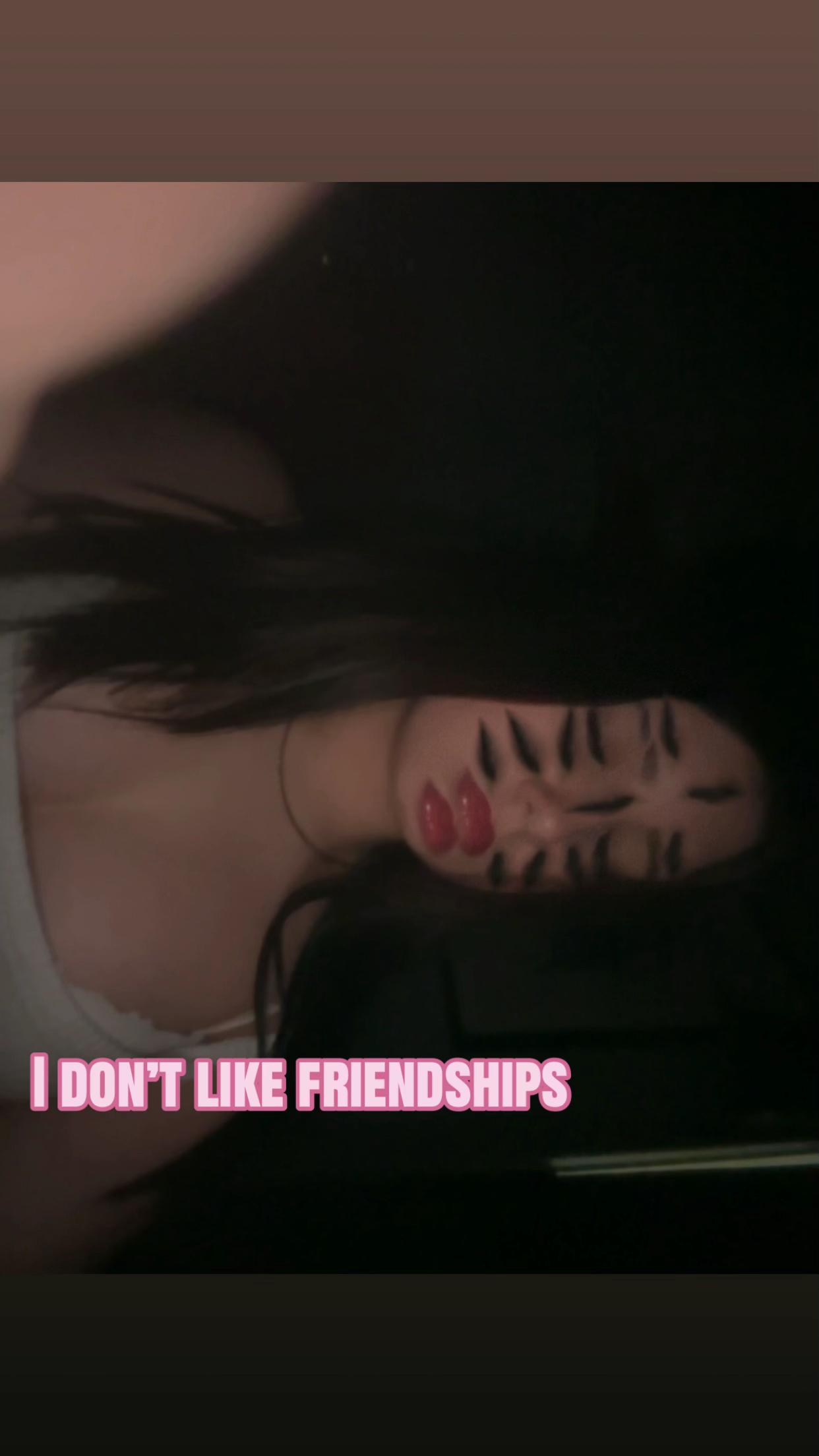@๐กโฆ
