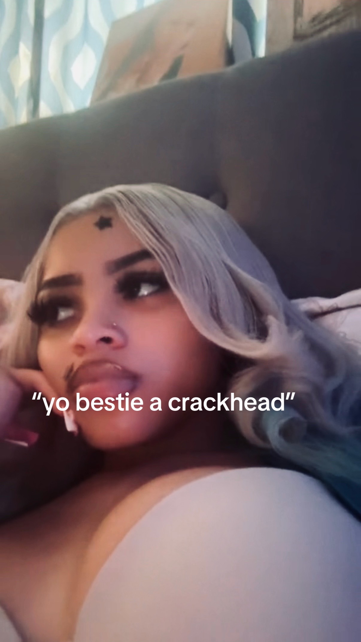 @reinamonaee