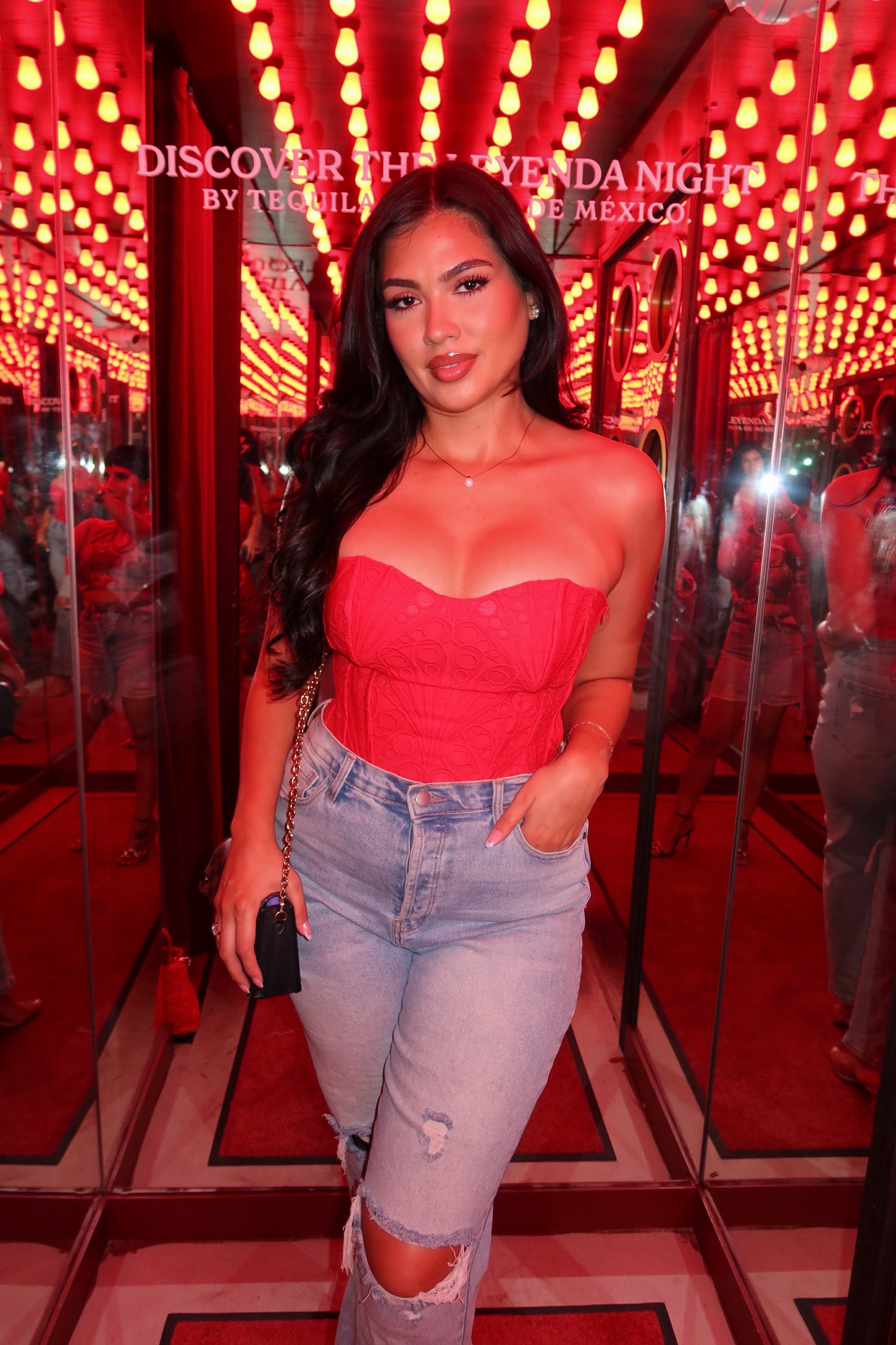 @IAMVIVIAN