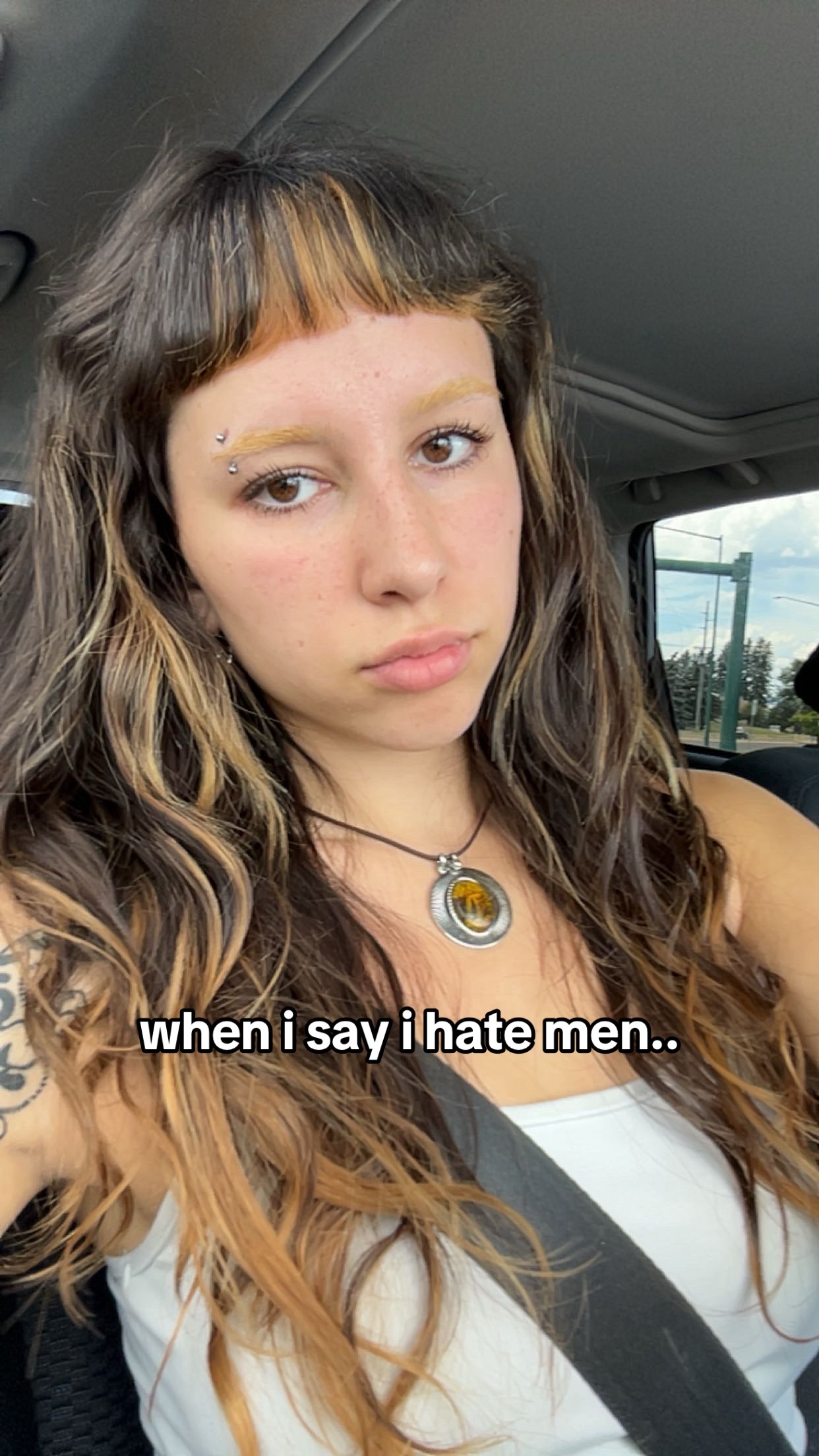 @bella