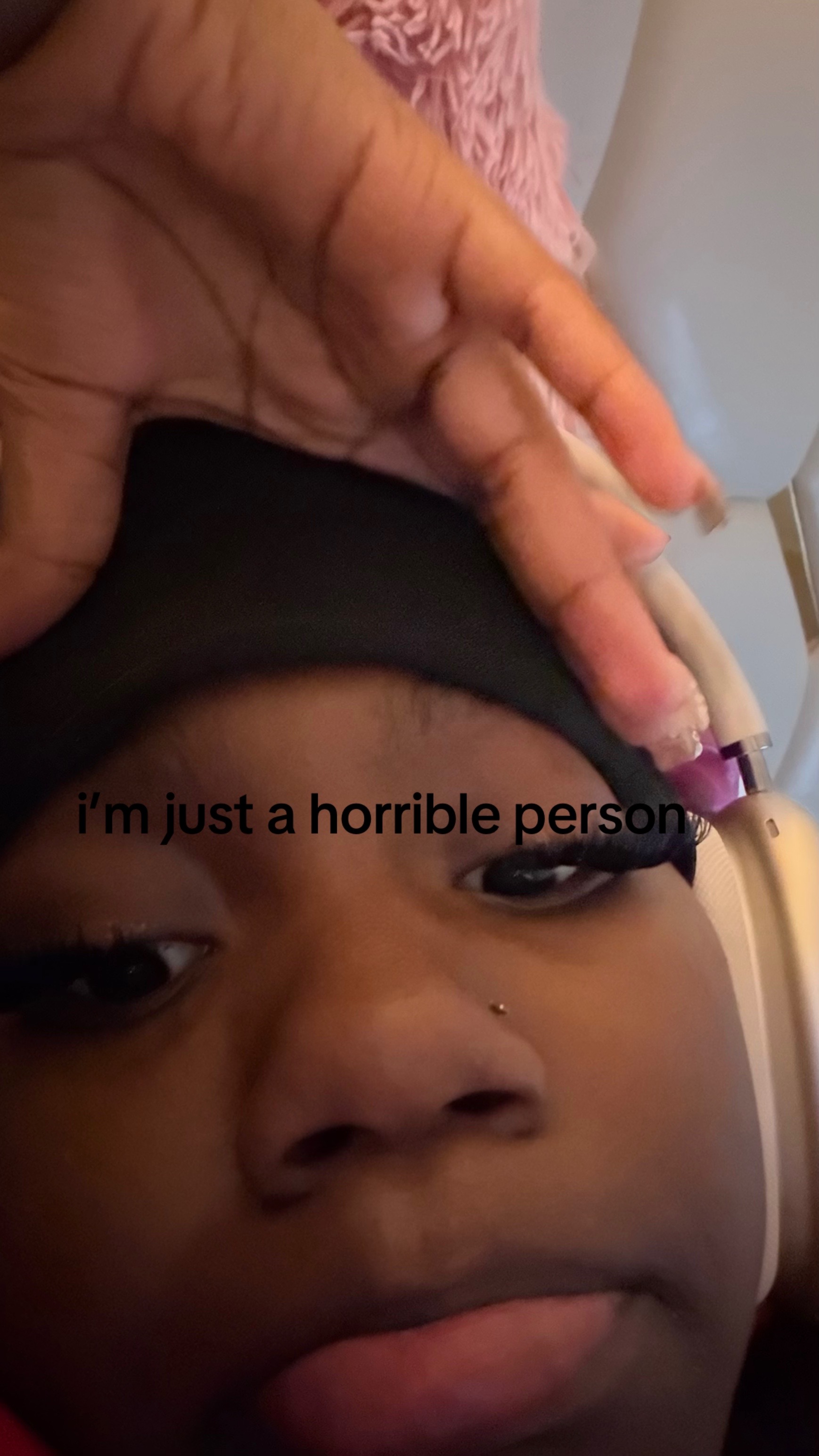 @youufoundmeeee_