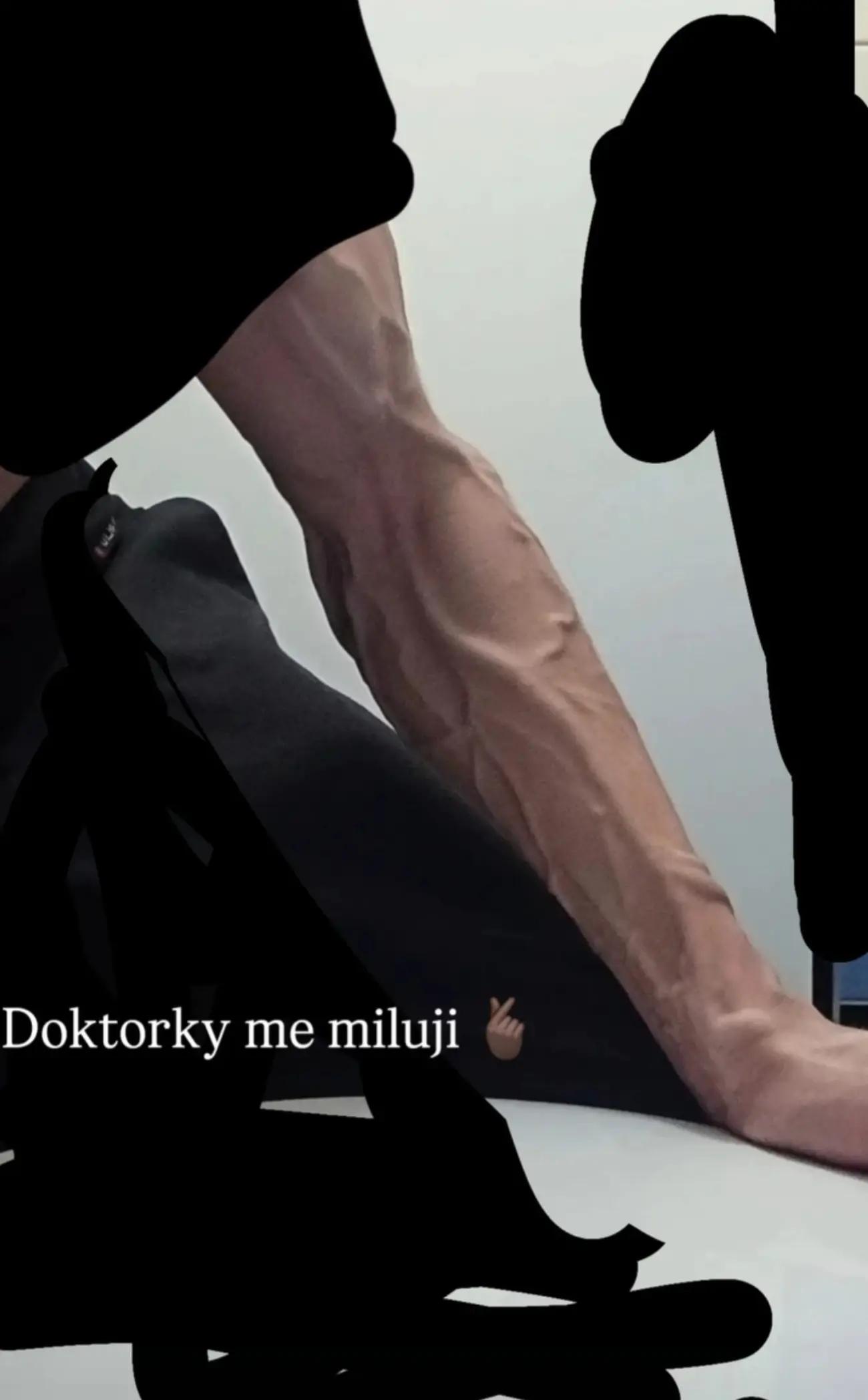 @ᛒᚢᛚᛚᛏᛖᚱᚱᛁᛖᚱ ᛞᛁᚢᛁᛋᛁᛟᚾ