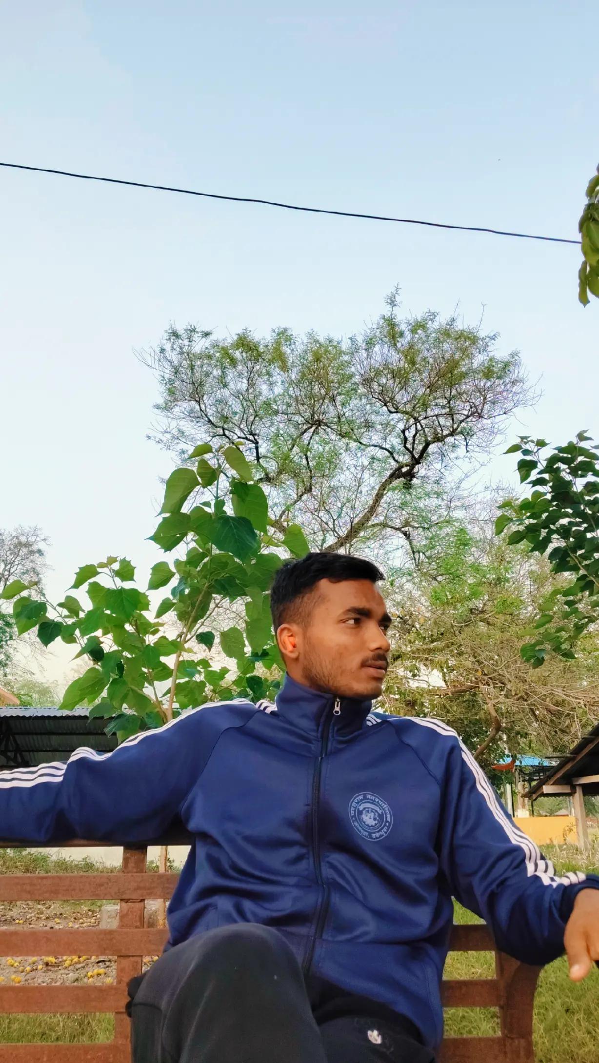 @Ram. G 🏐💐.0.7