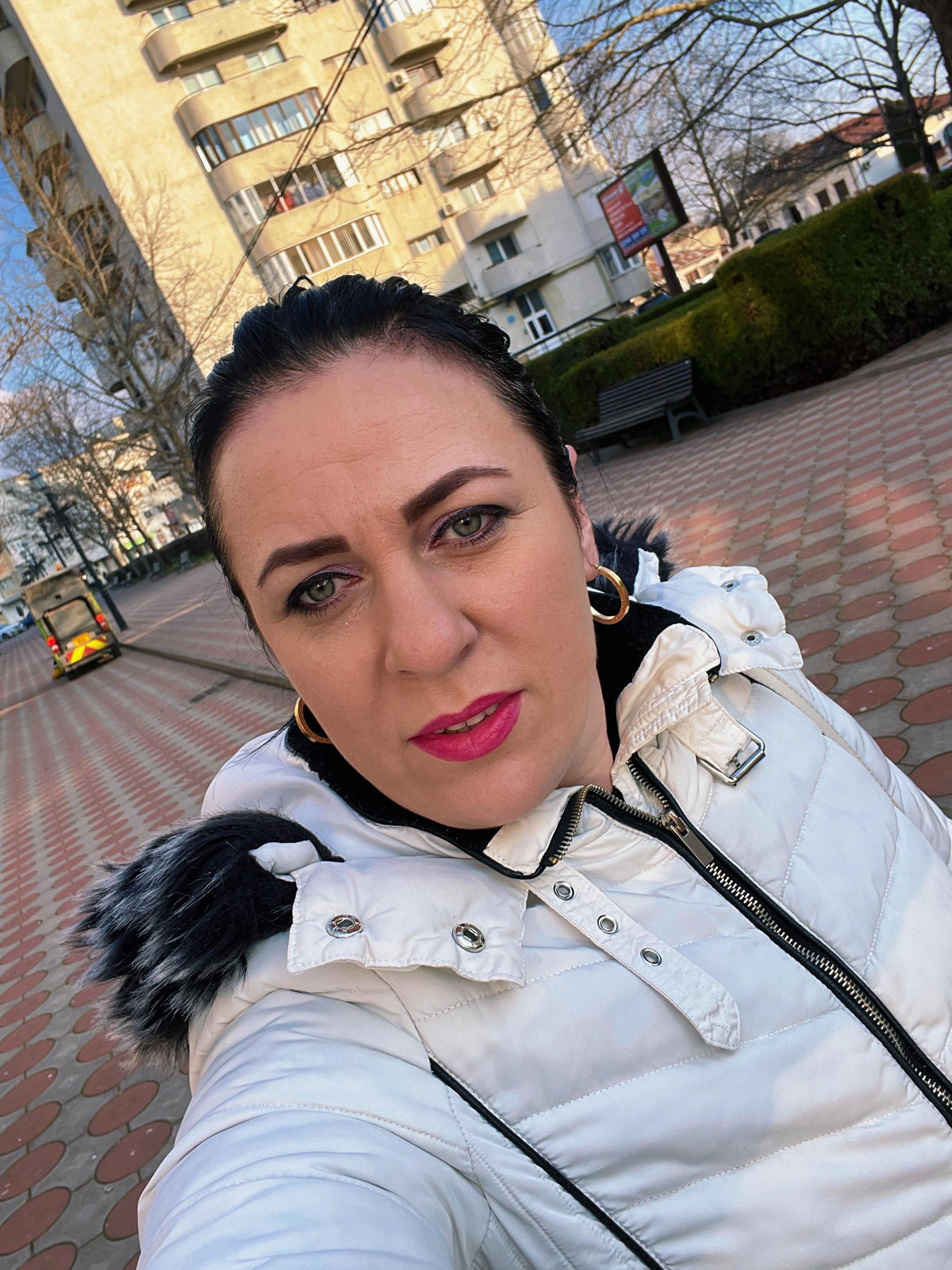@Elena Maria