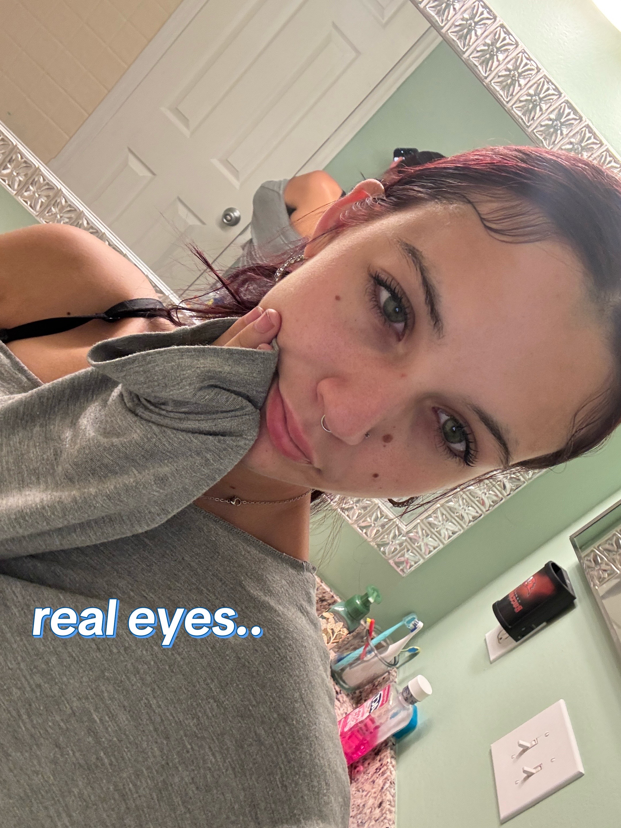@️