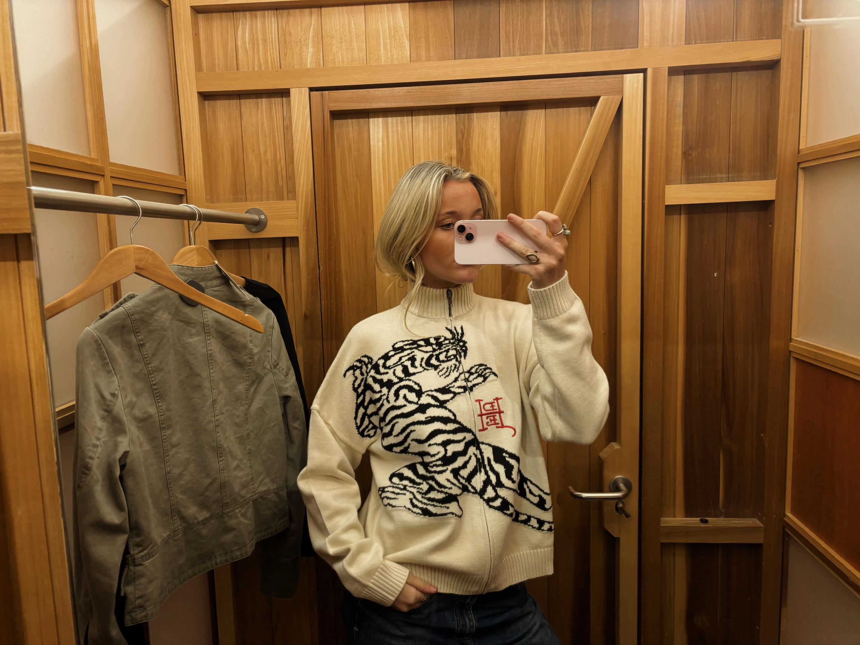 @Mae ☾☼