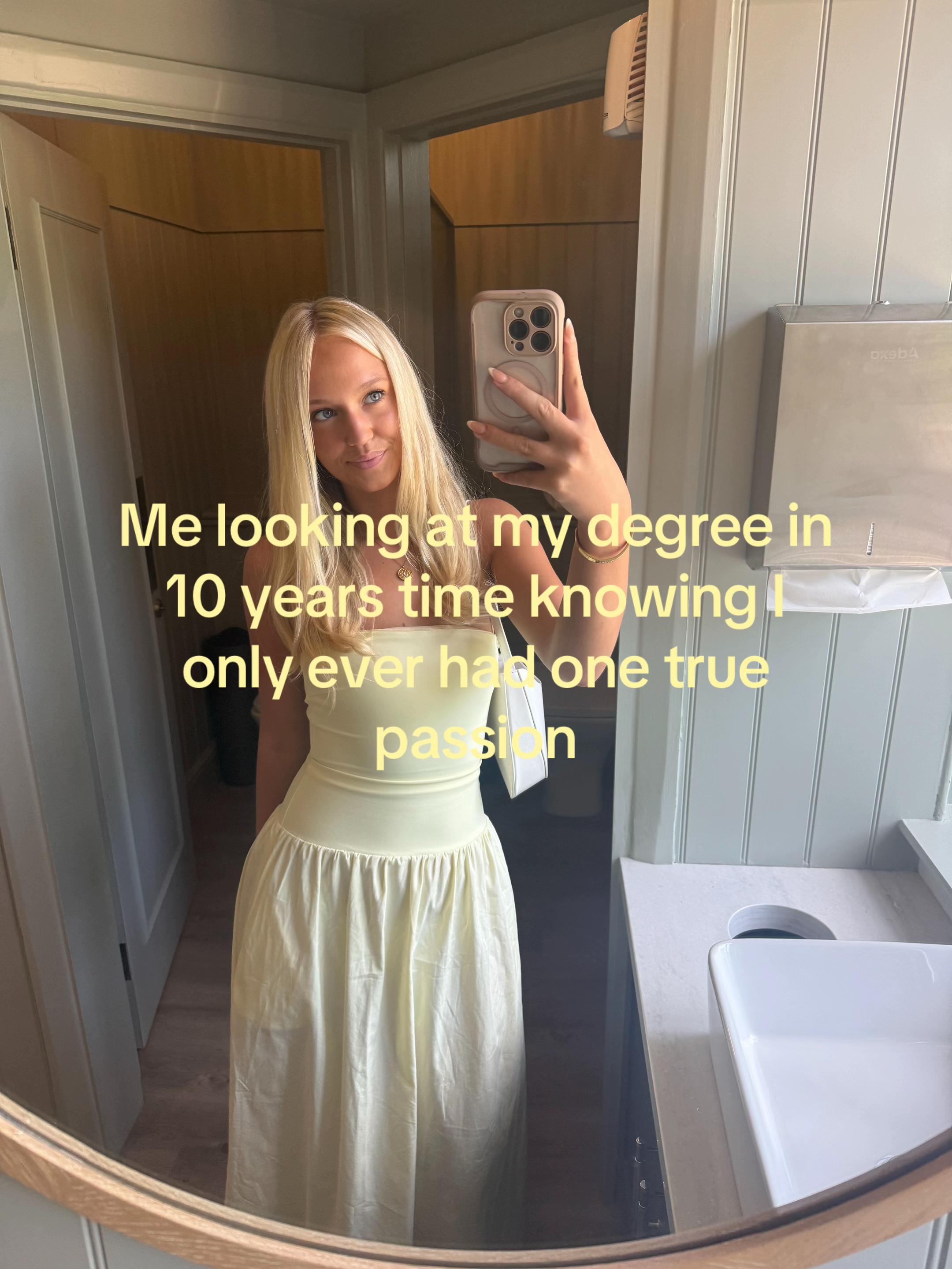 @erin๐