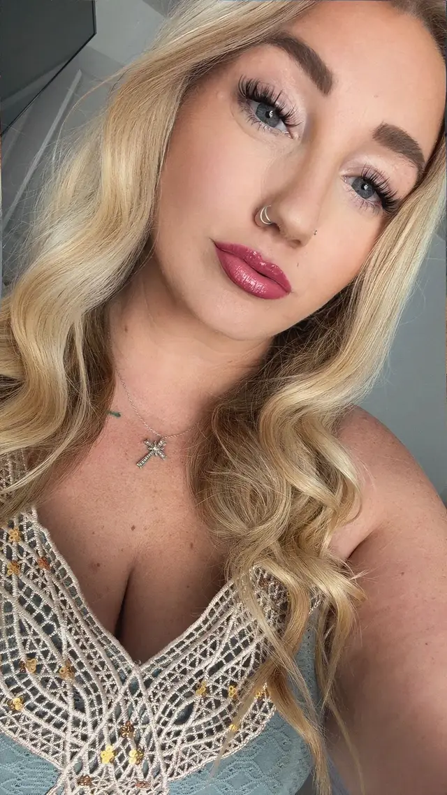 @Ashley 🥀