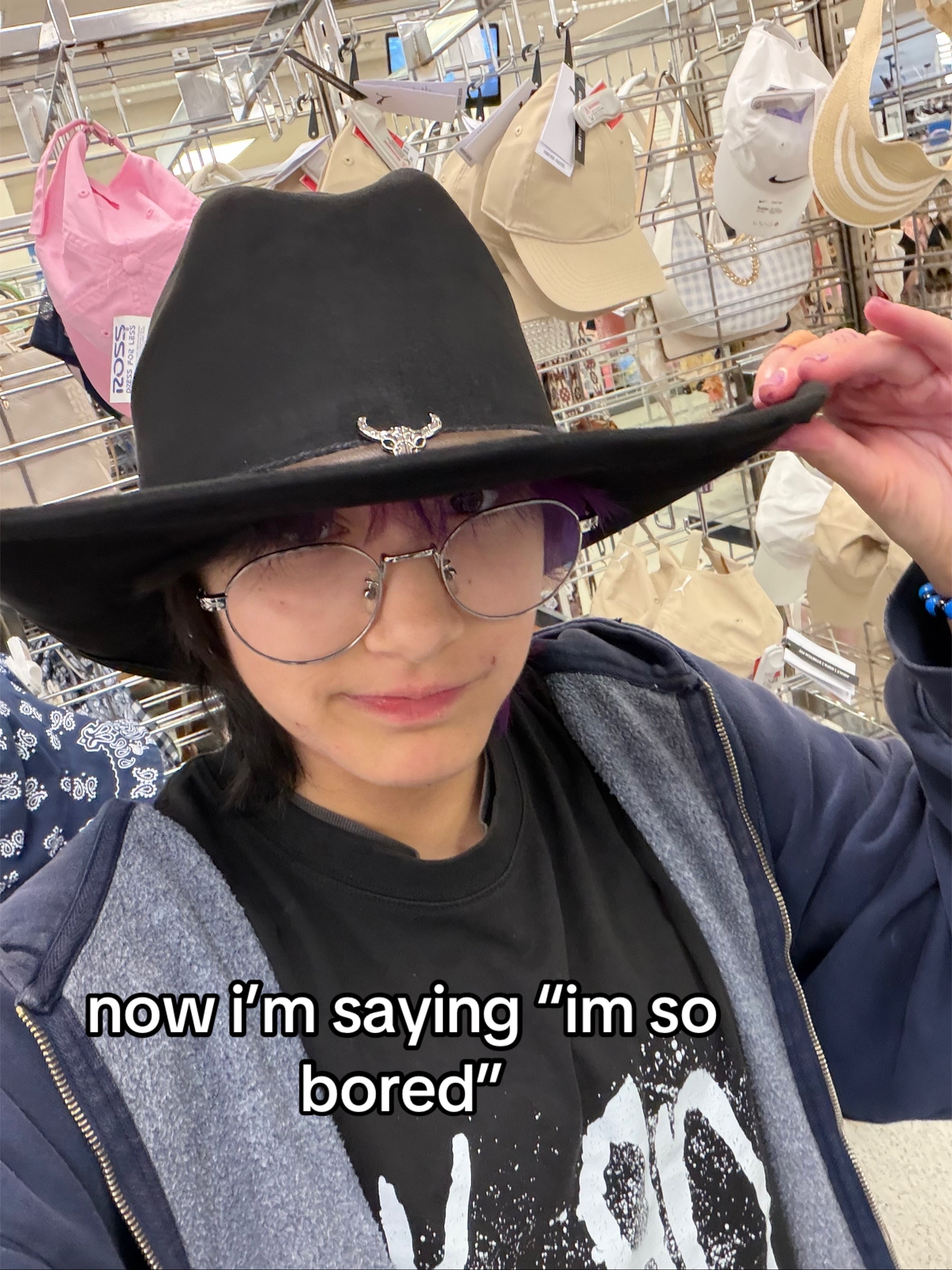 @J@3>0<