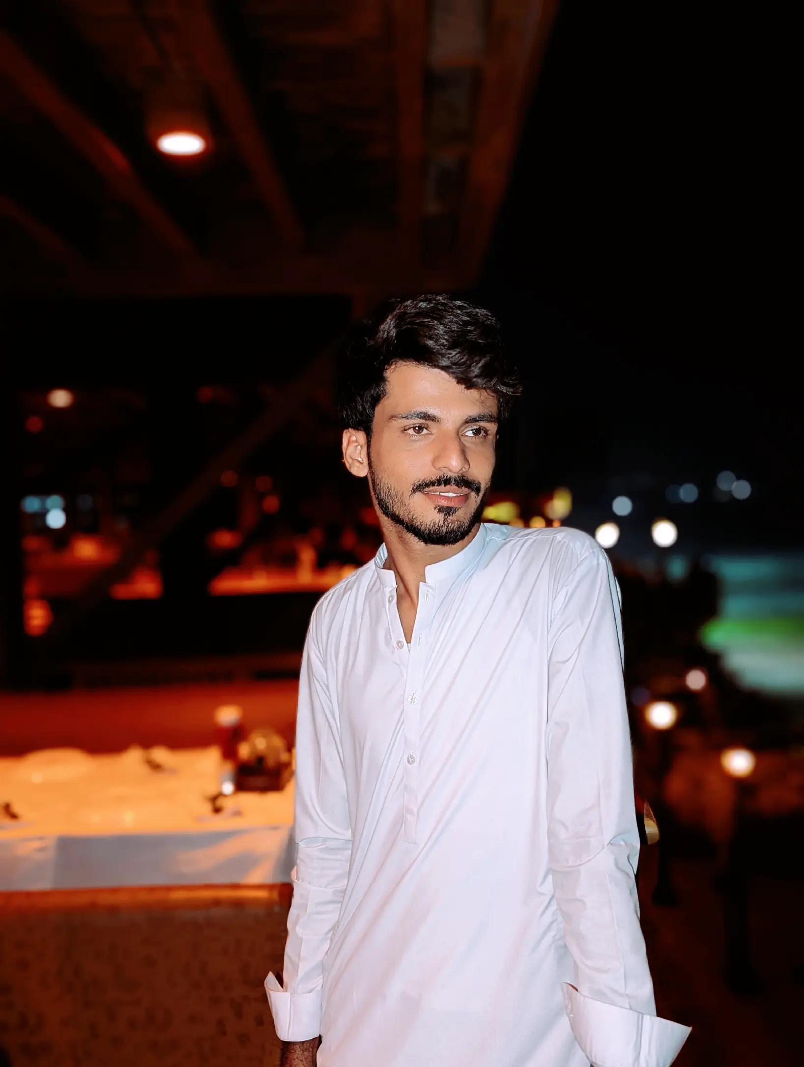 @MuنsiF Saرgaنi