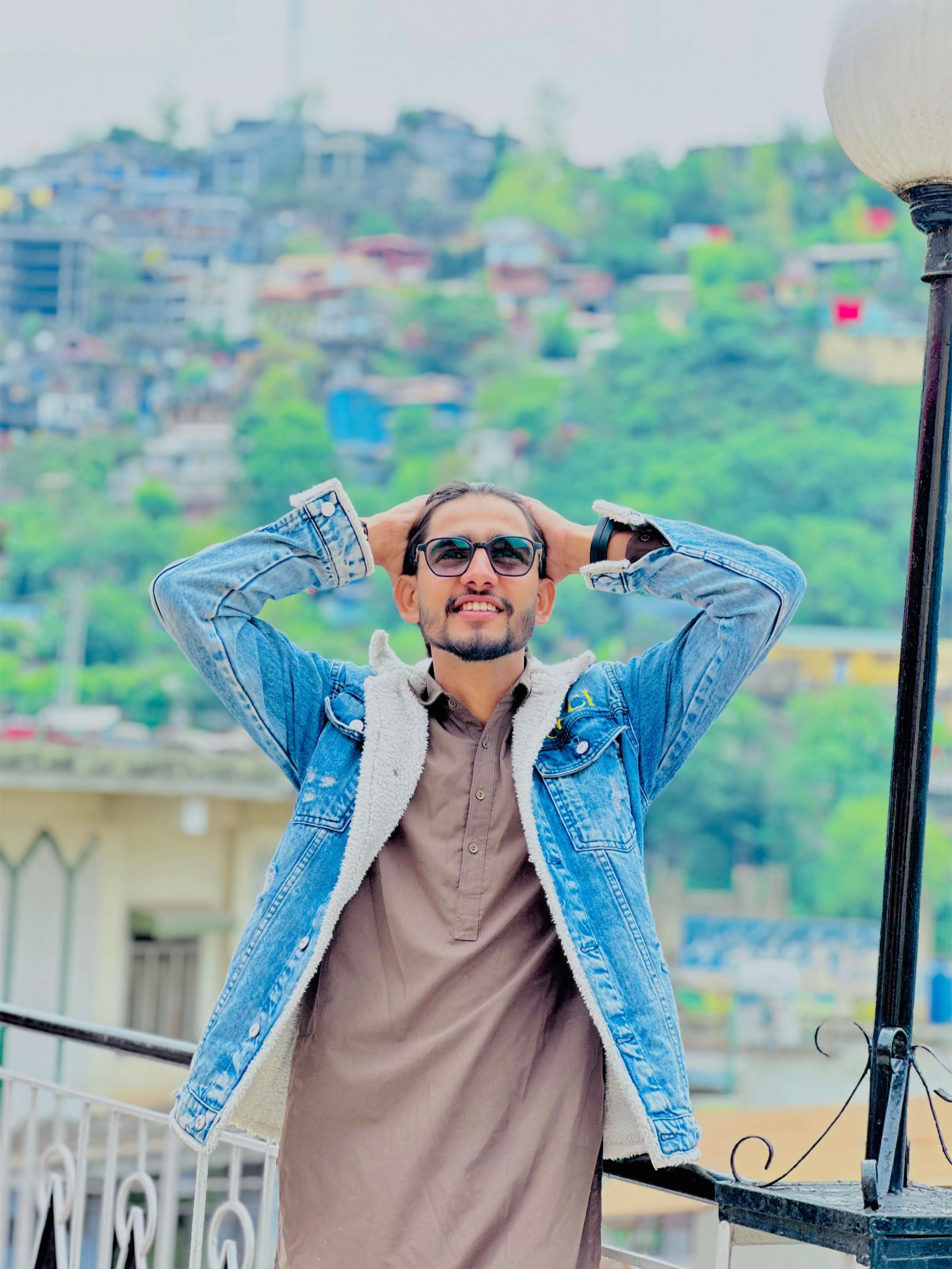@♛ فرحان گجر