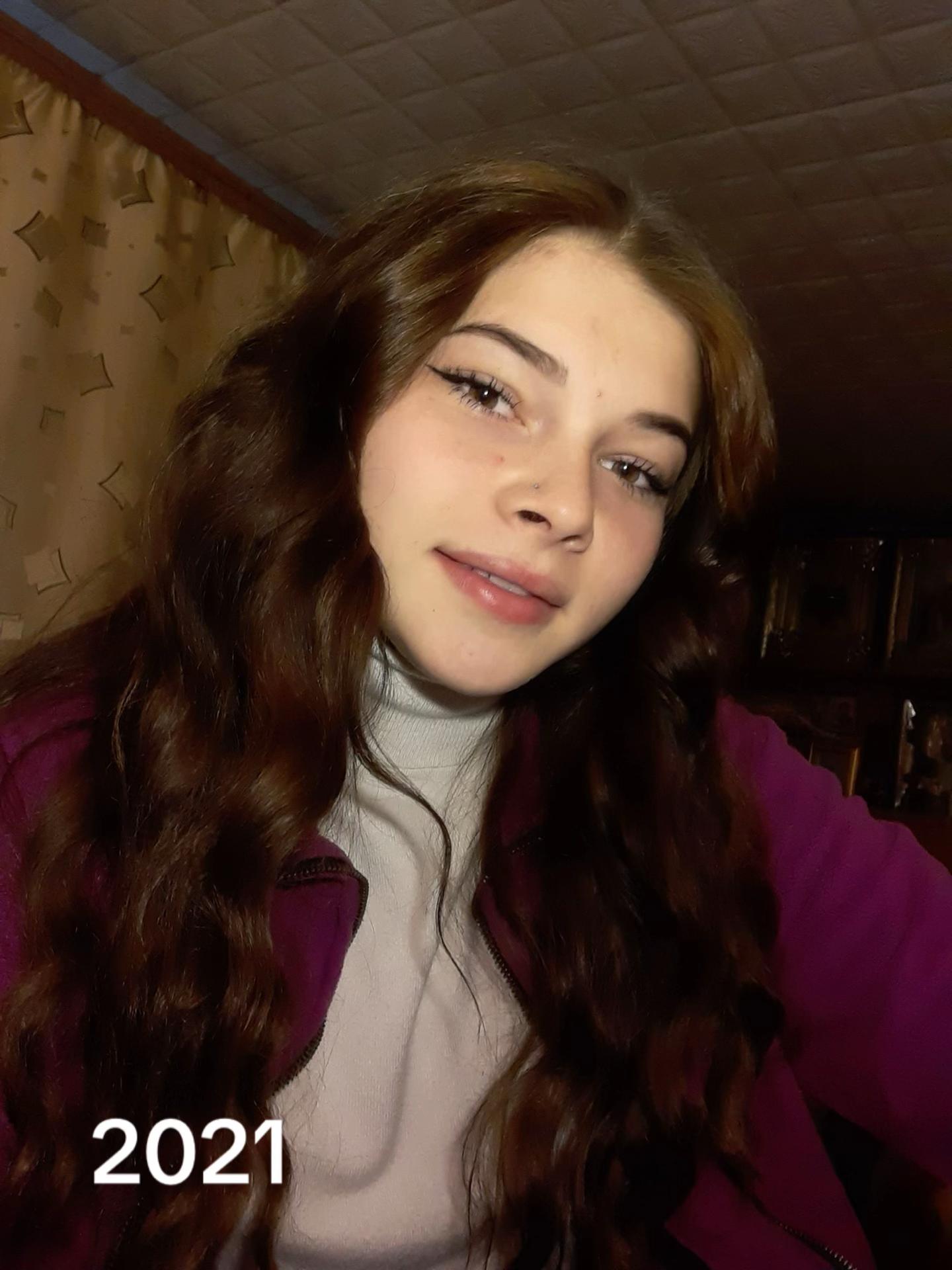 @Віка😎
