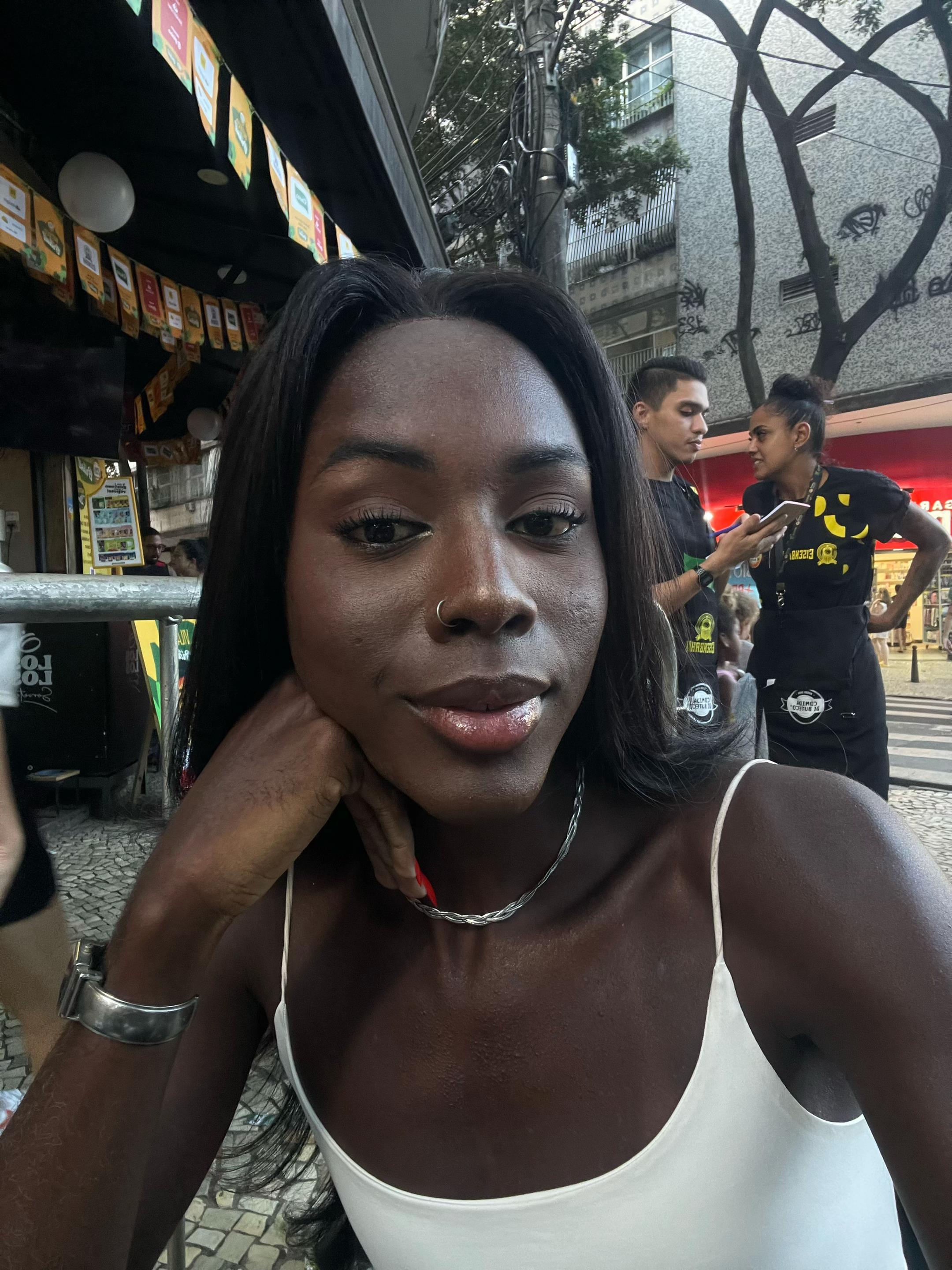 @niarinha