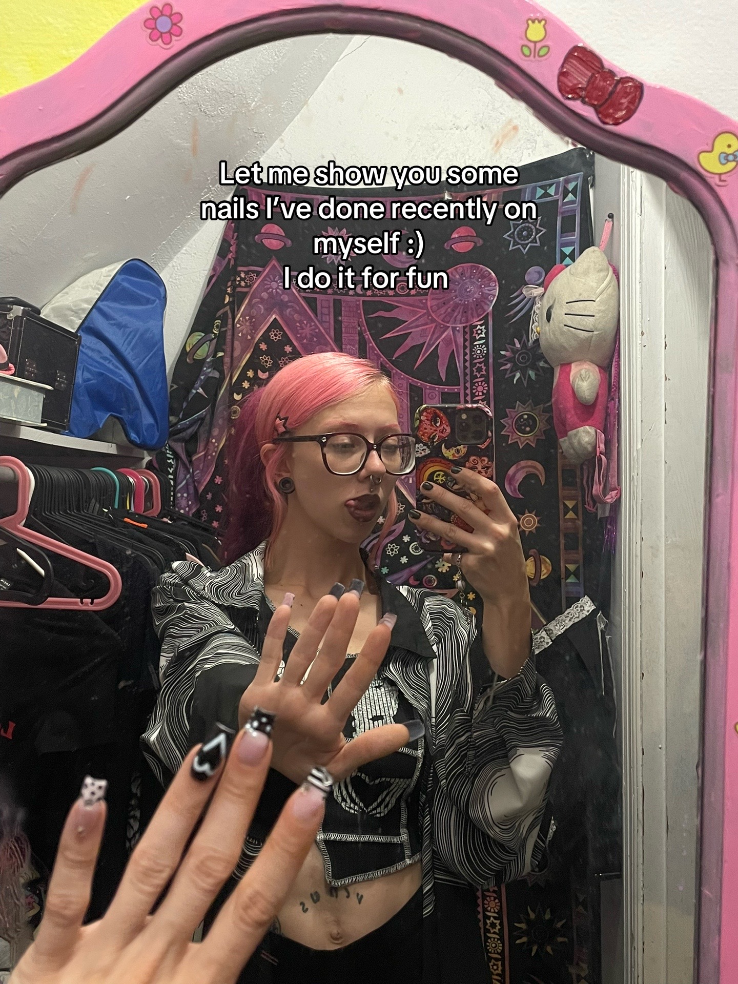 @⋆
