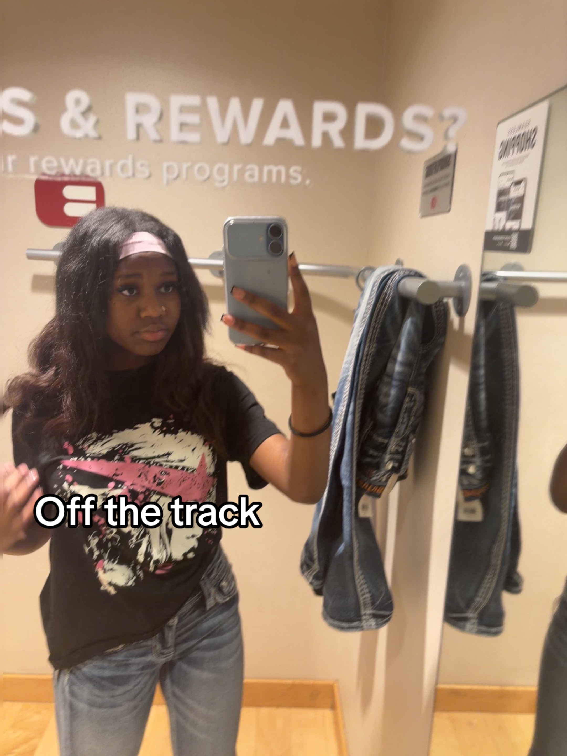 @rellogirl